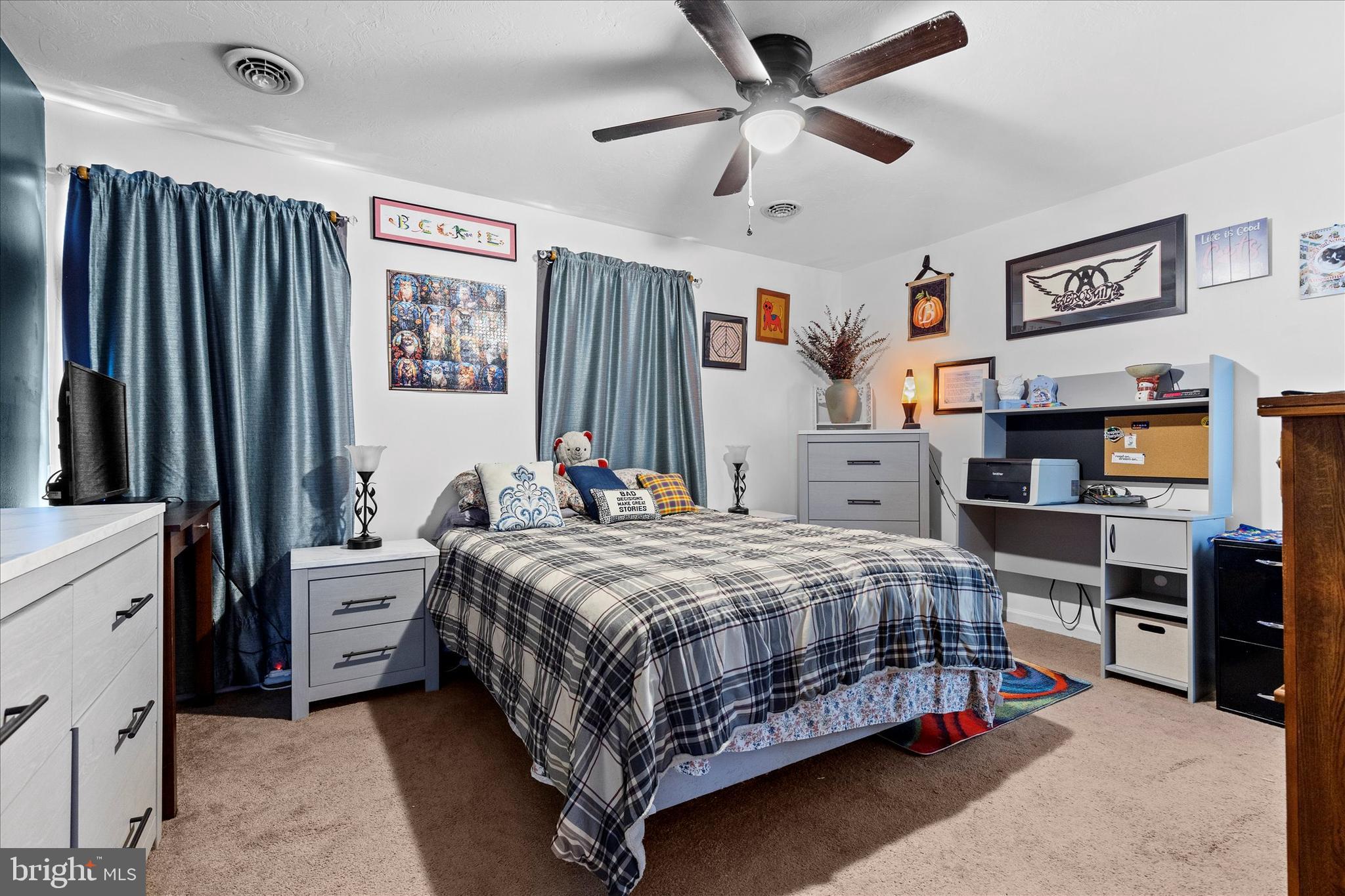 JACKSON HEIGHTS - Residential