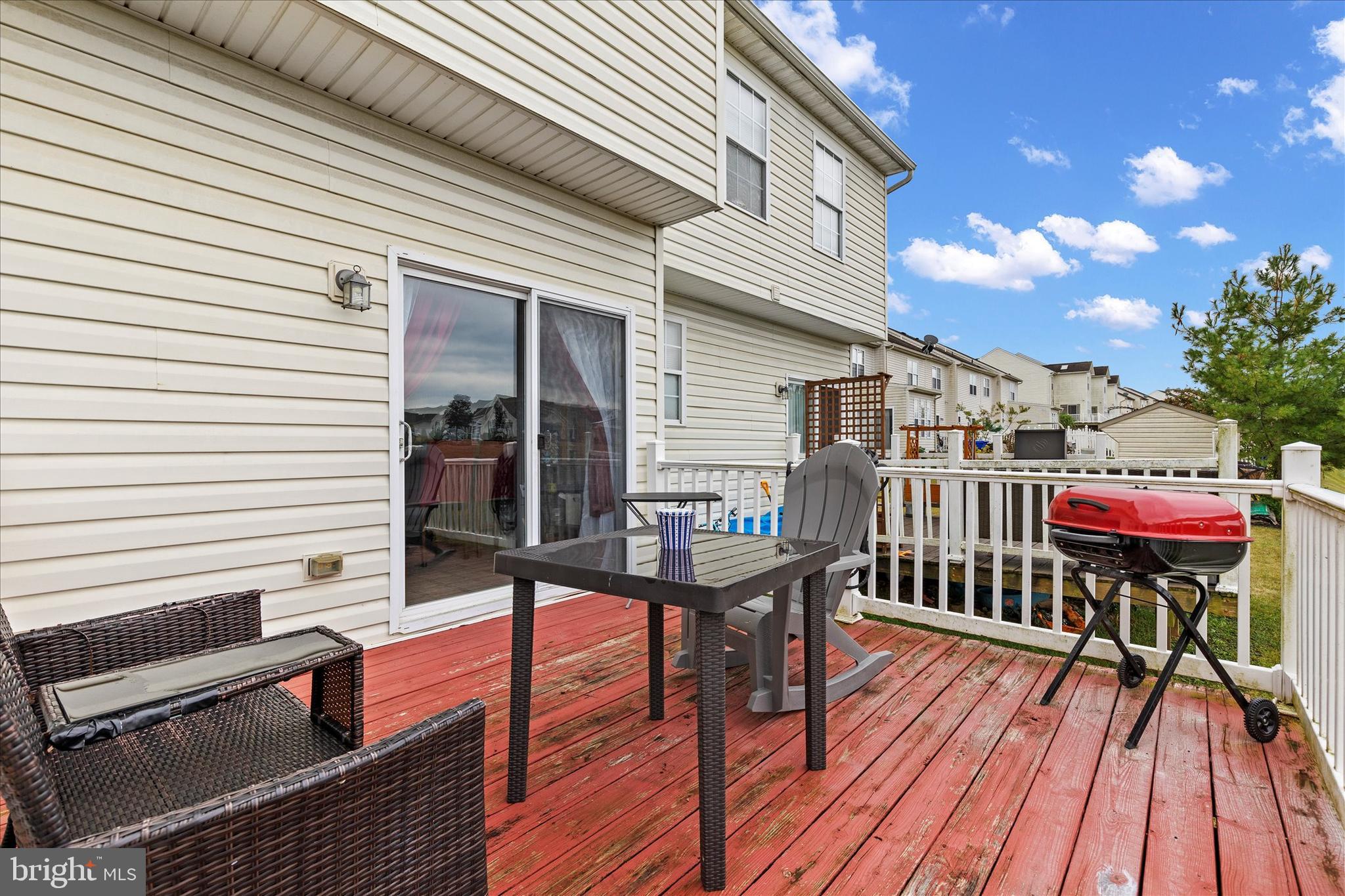 JACKSON HEIGHTS - Residential