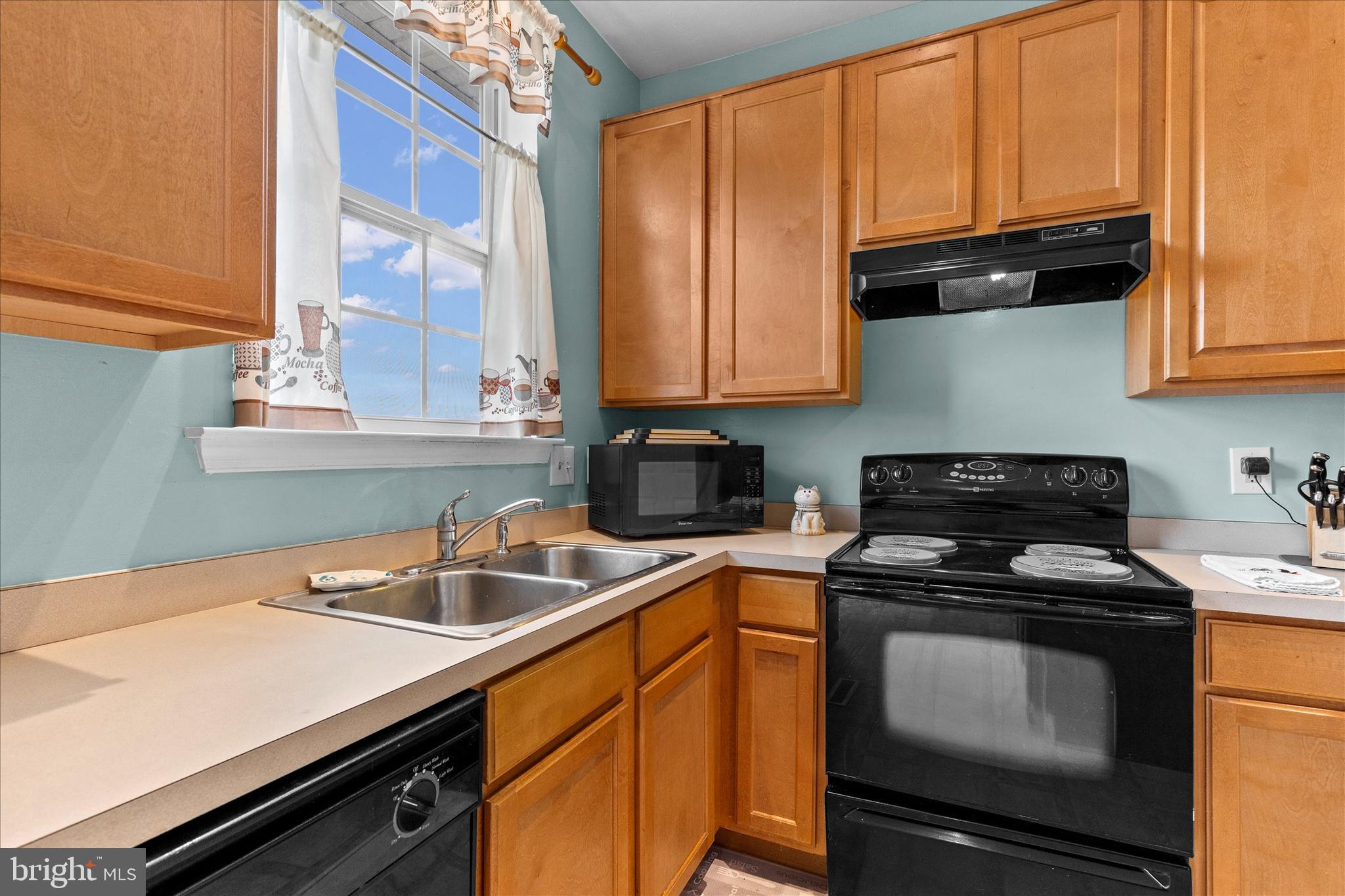 JACKSON HEIGHTS - Residential