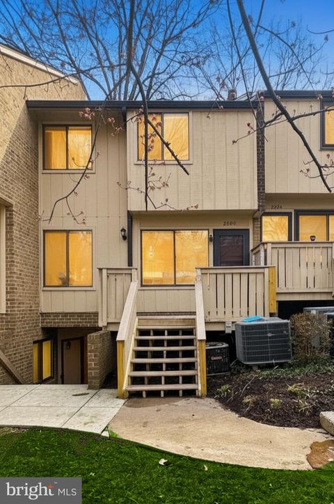 Condo For Sale - 2600 Glengyle Drive #118<br/> VIENNA, VA 22181