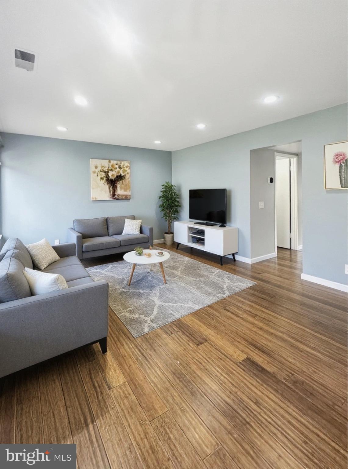 2600 GLENGYLE DRIVE 118