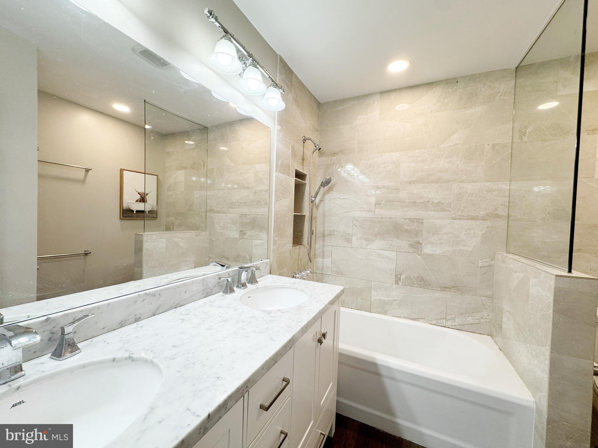 MOSBYS LANDING - Residential