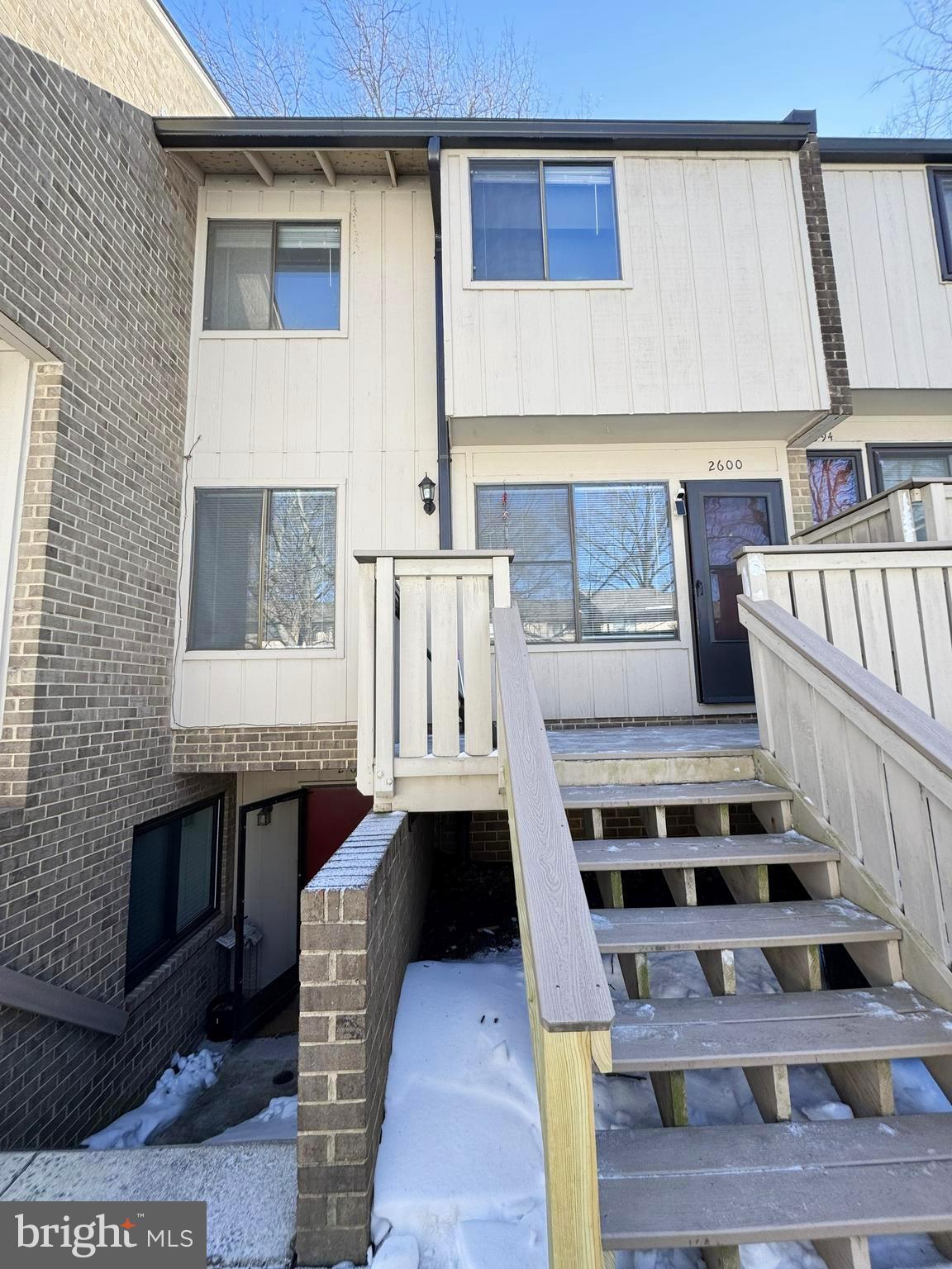 MOSBYS LANDING - Residential