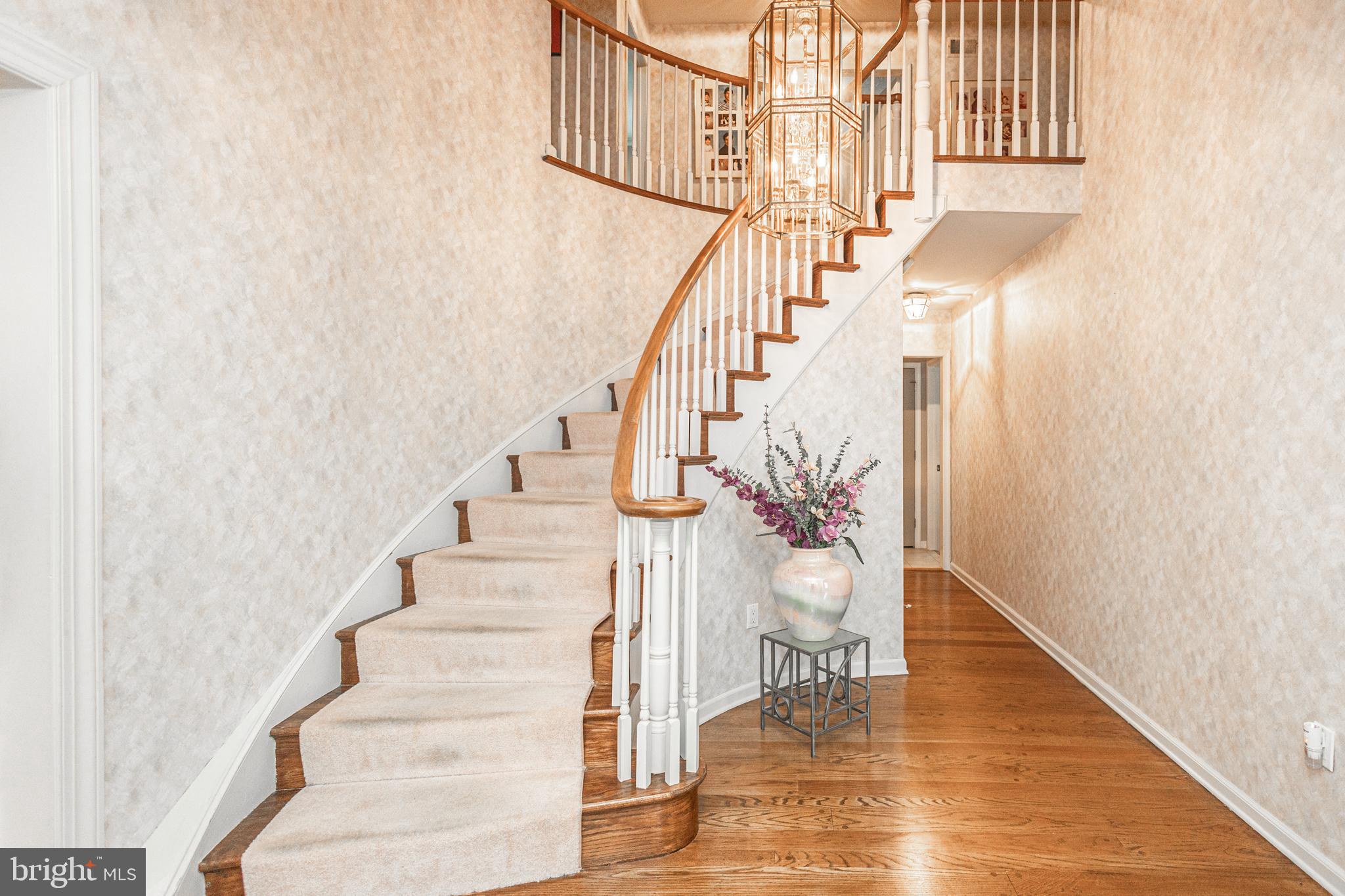 CARRIAGE HILL - Residential