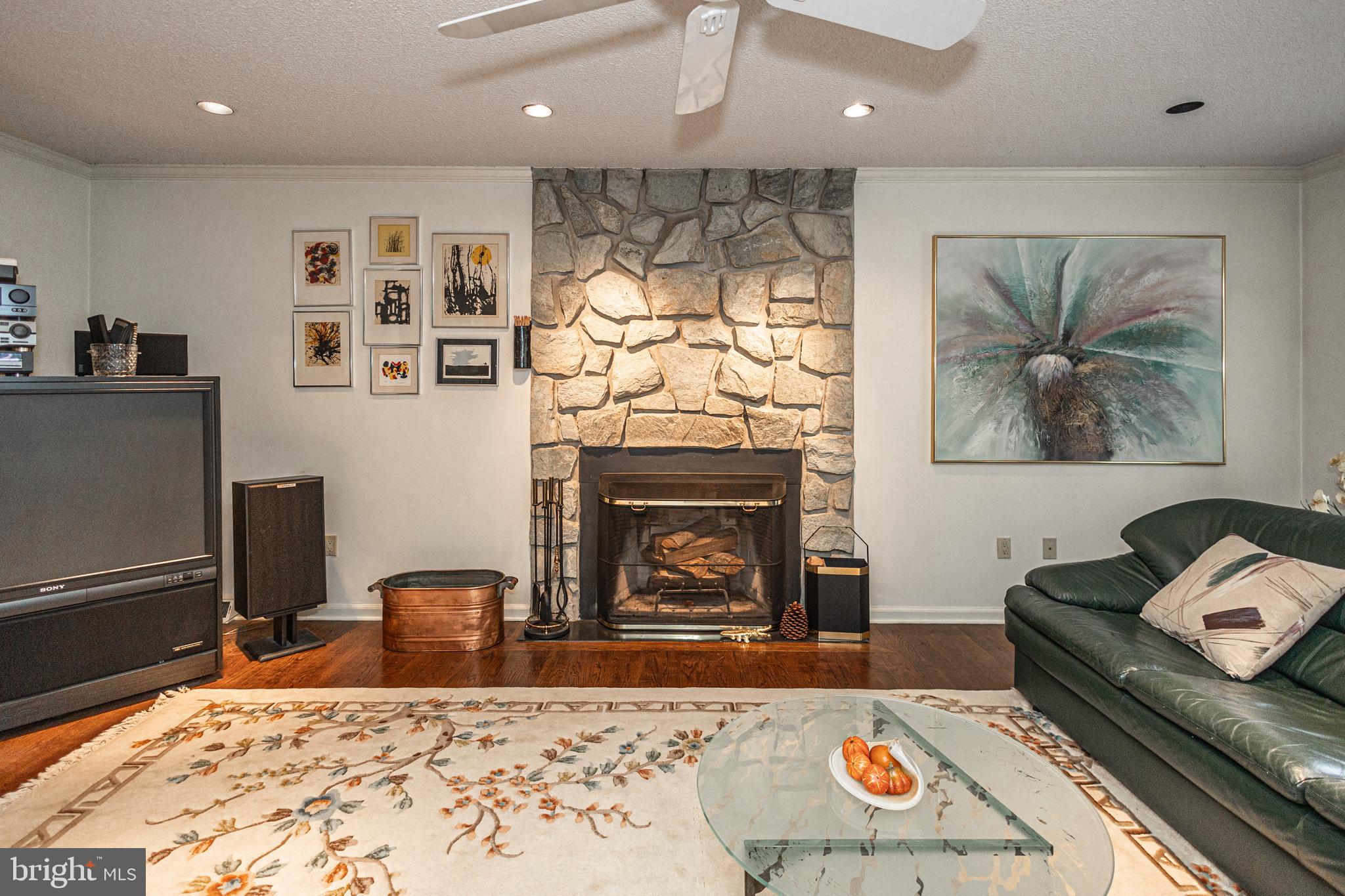 CARRIAGE HILL - Residential