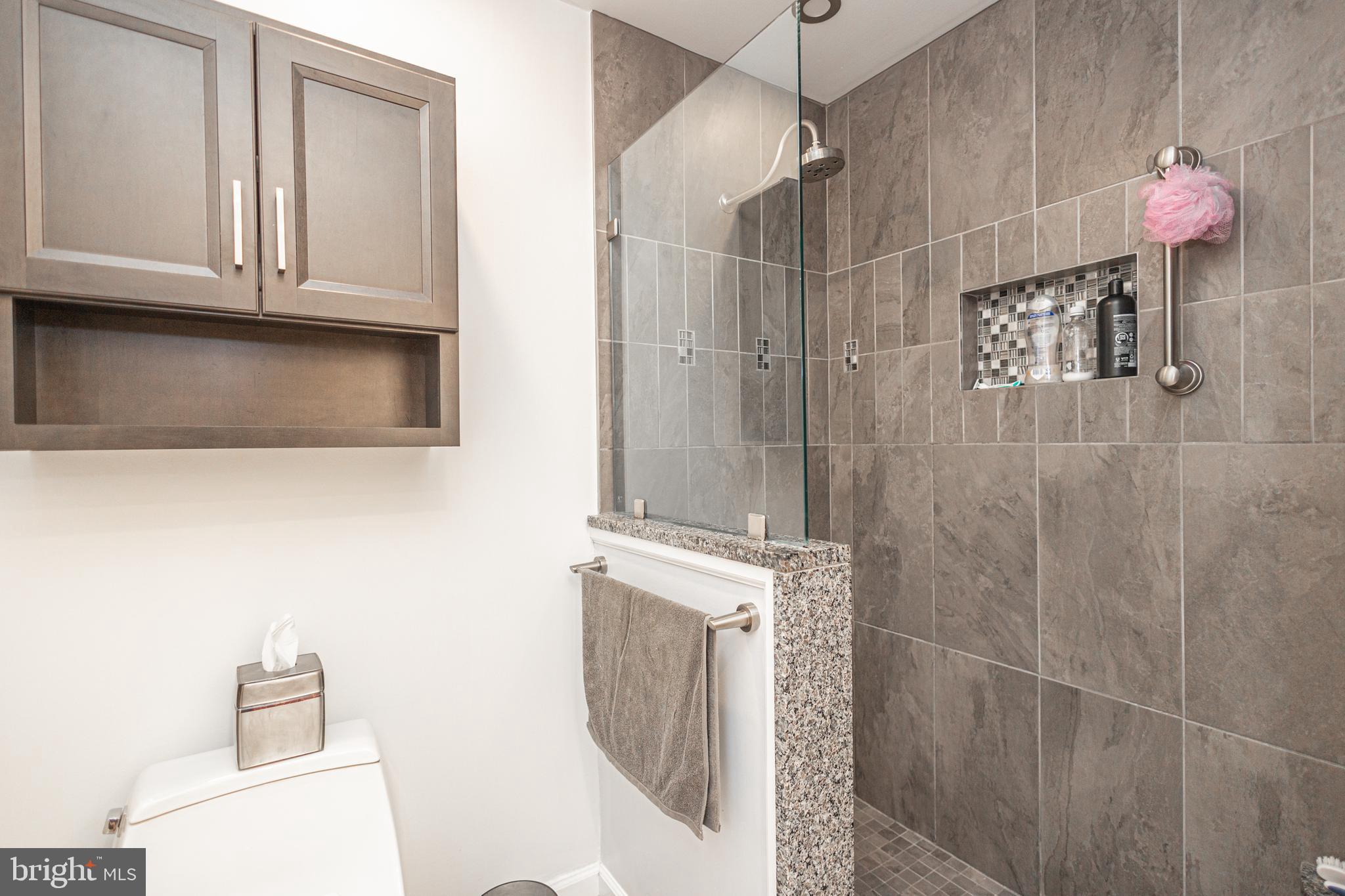 CARRIAGE HILL - Residential