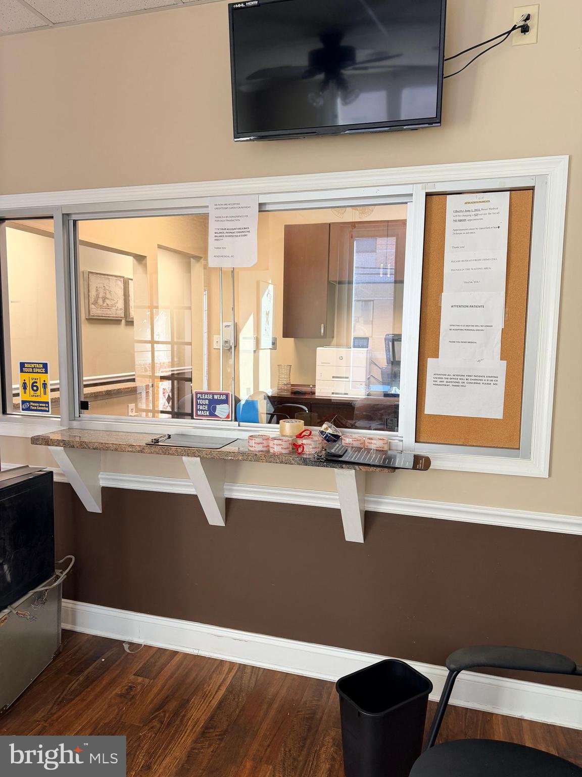 LOWER MOYAMENSING - Commercial Sale