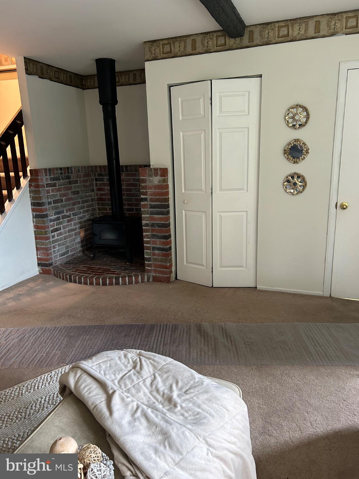 1078 FOX RUN