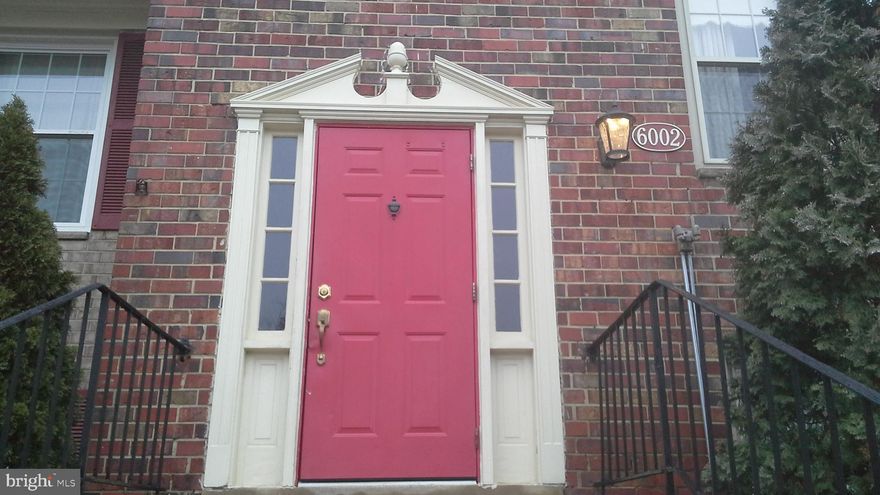 Updated kitchen, Large living room with balcony. Great location for UMD, bus stop for campus shuttle close by. Convenient to USDA, Metro NASA-Goddard, and all major commuter routes. Great condo, Great location. All Utilities INCLUDED!!!This one will go fast, DON'T MISS IT!