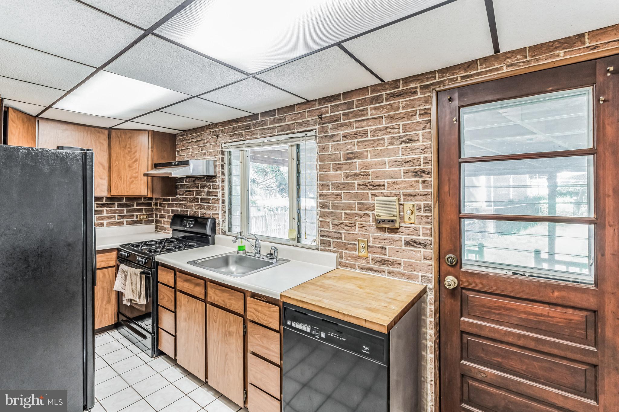 ROXBOROUGH - Residential