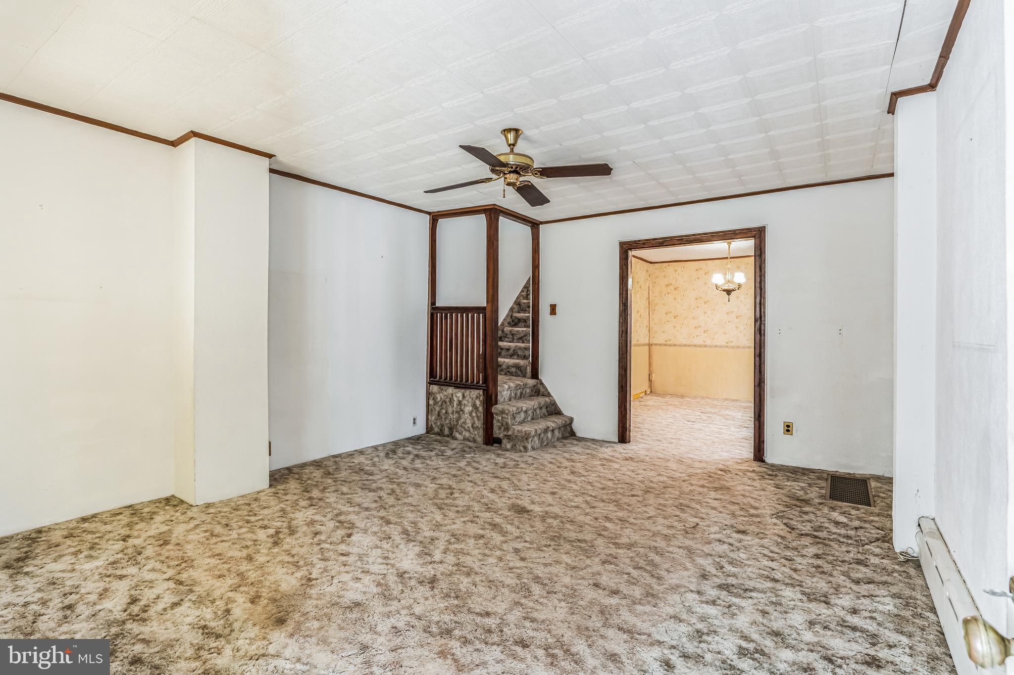 ROXBOROUGH - Residential