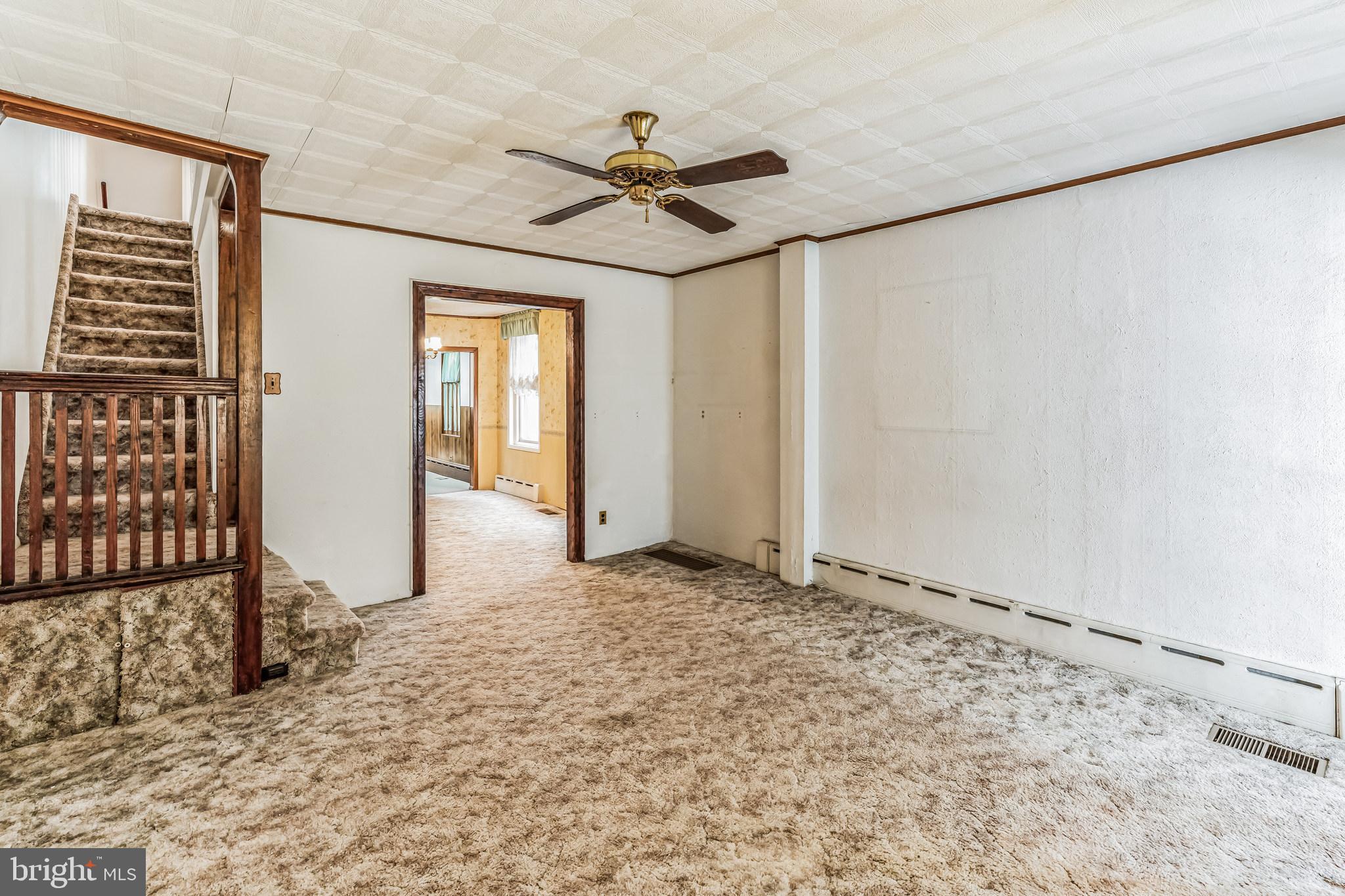 ROXBOROUGH - Residential