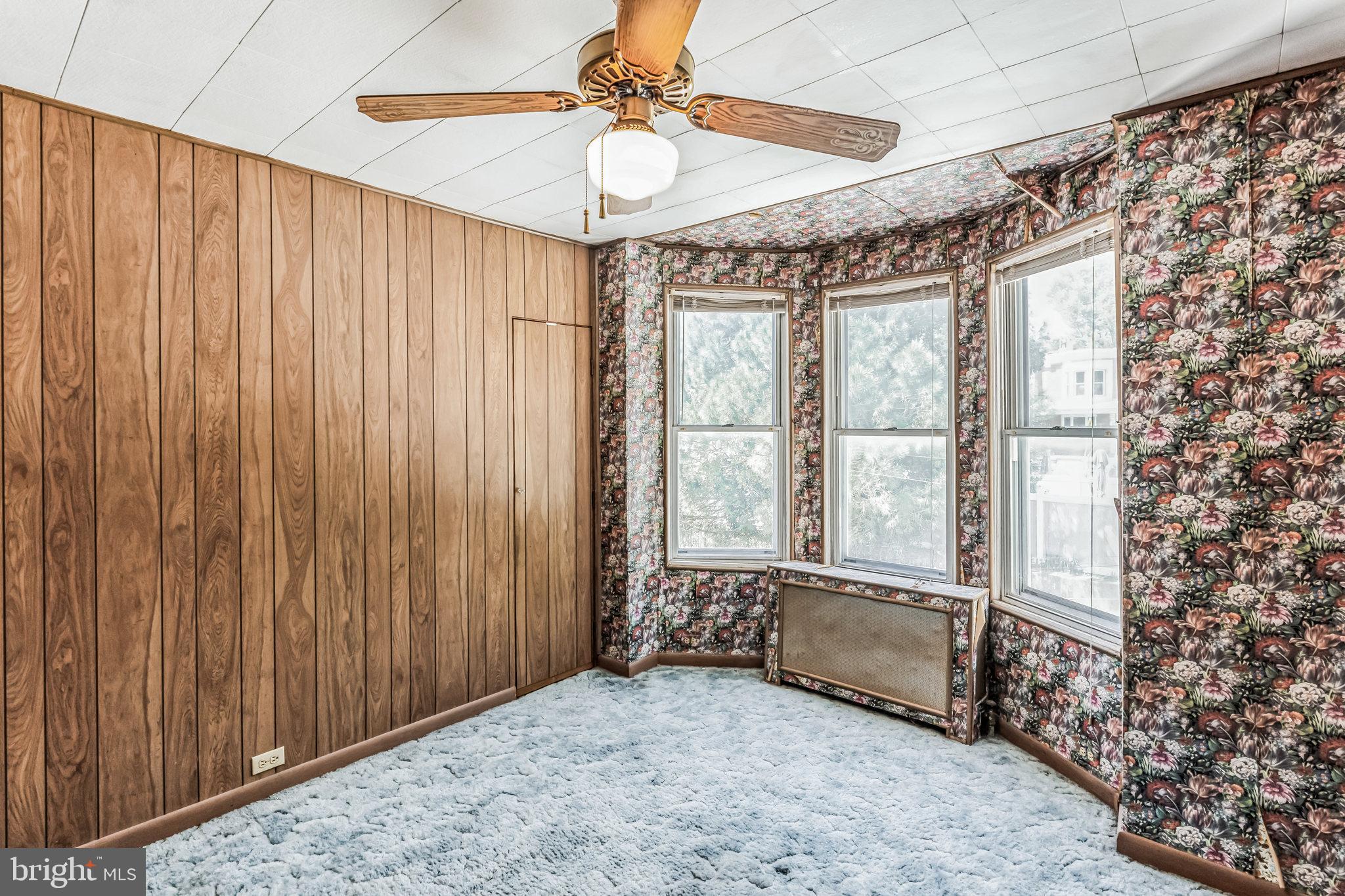 ROXBOROUGH - Residential