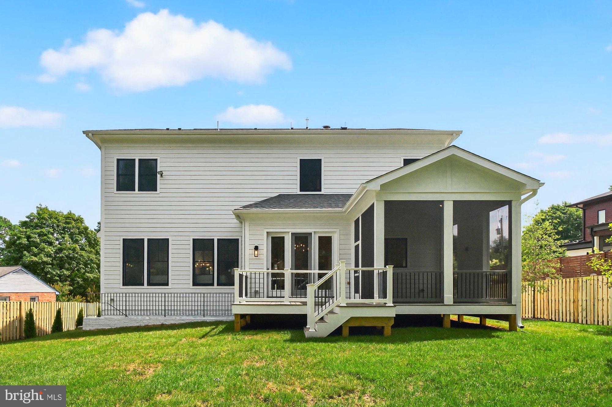 DEVON PARK - Residential