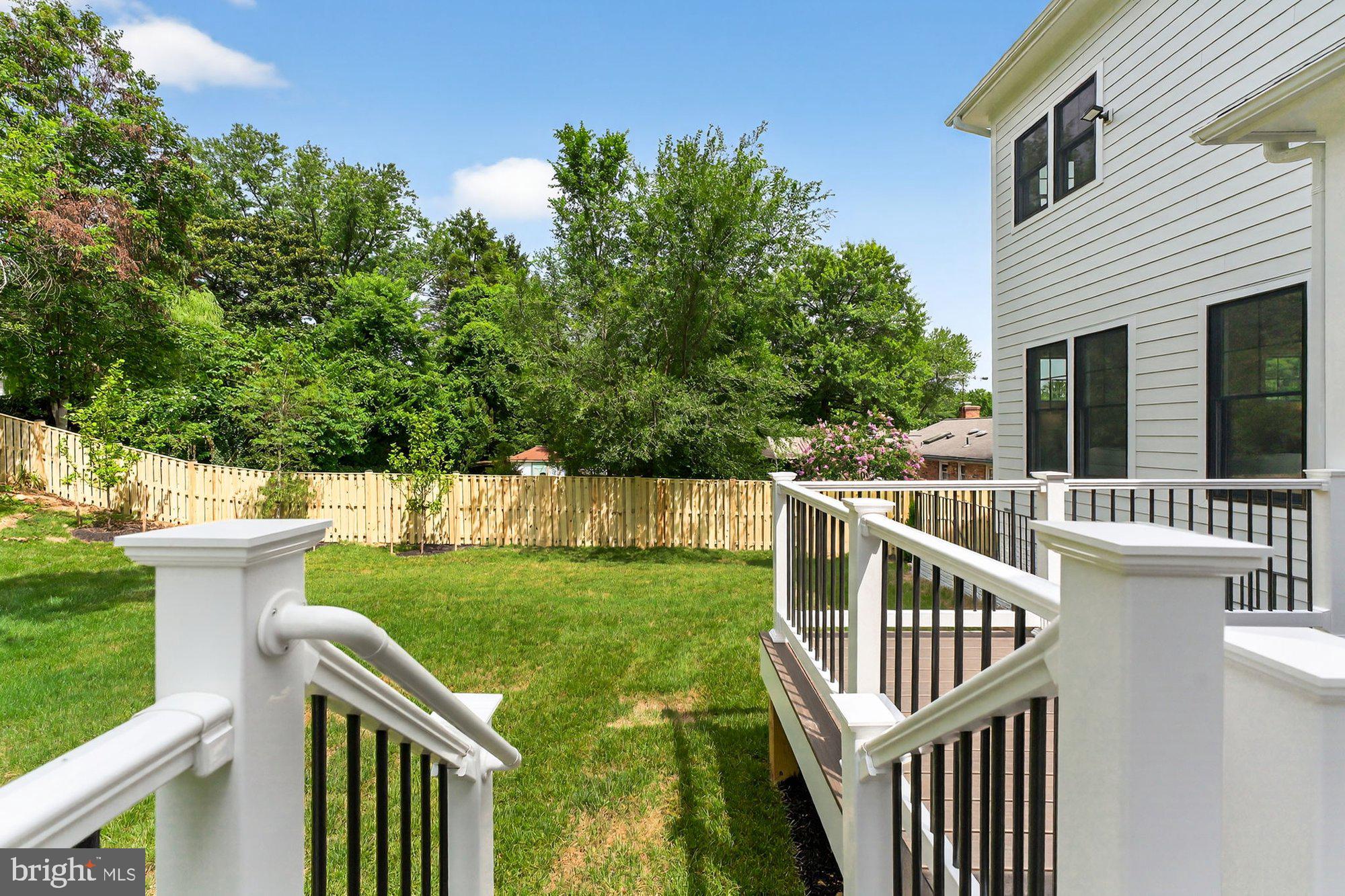 DEVON PARK - Residential