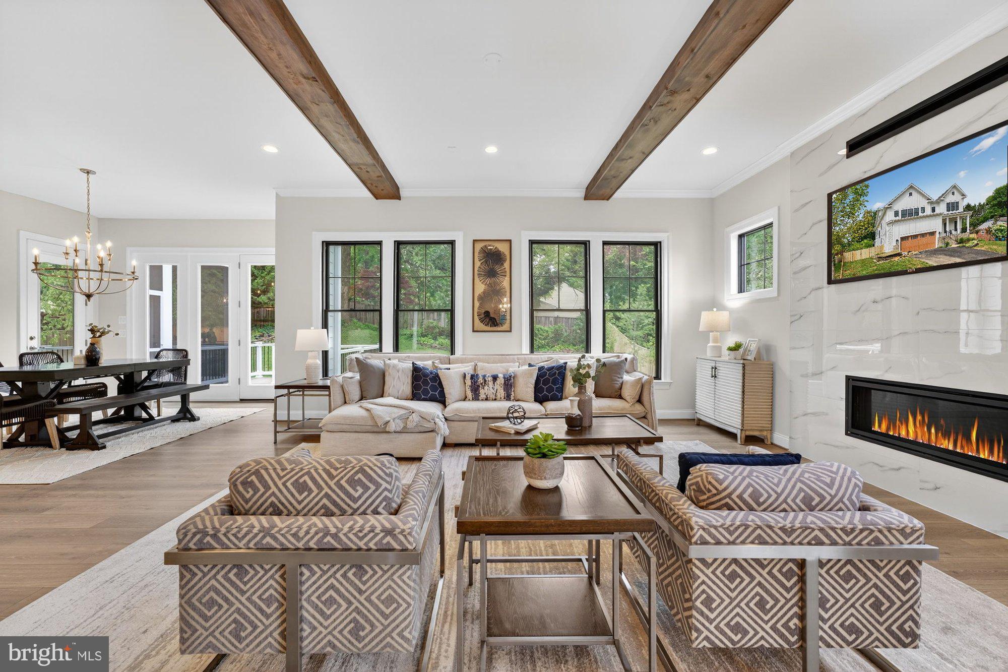 DEVON PARK - Residential