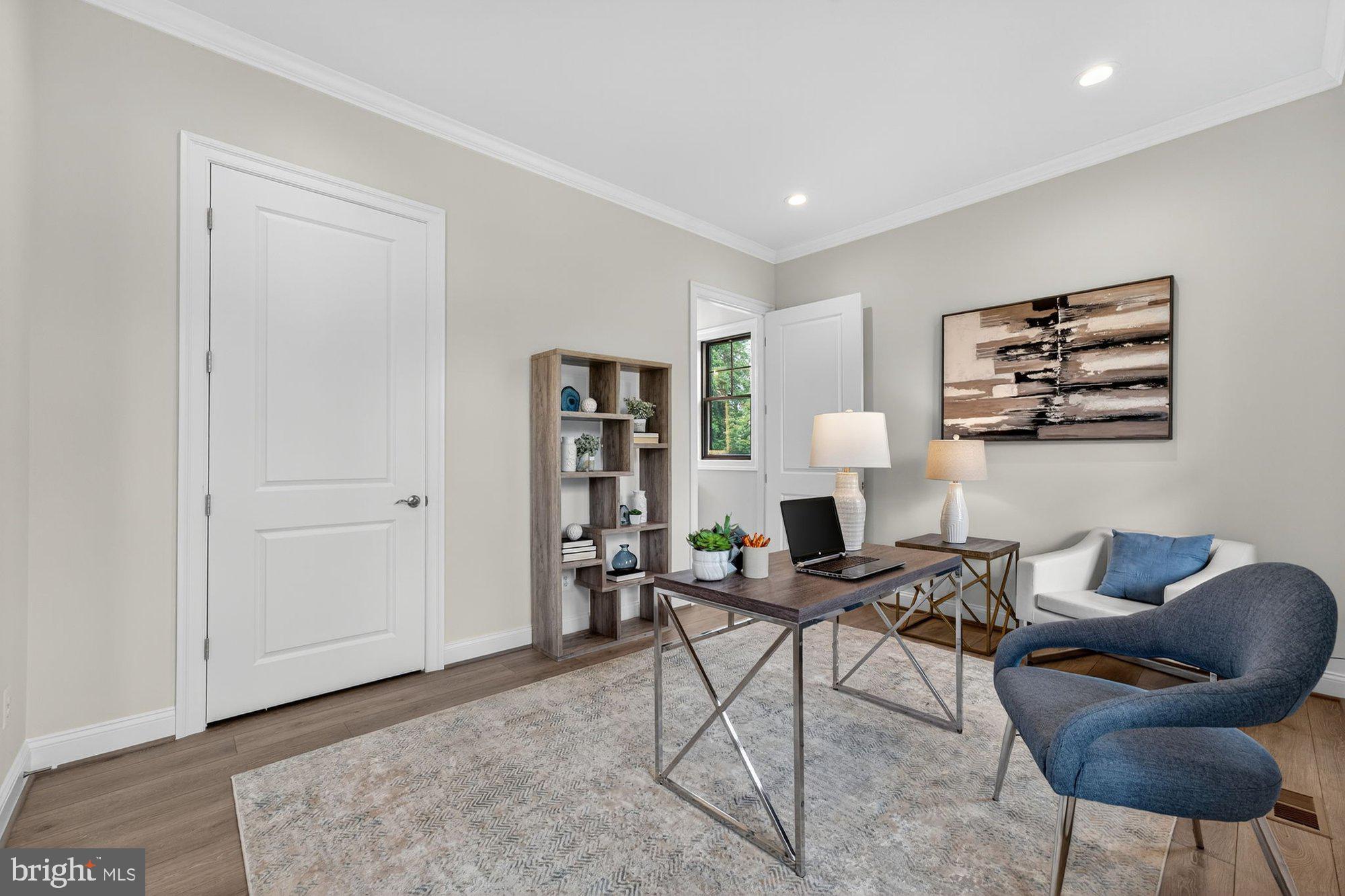 DEVON PARK - Residential