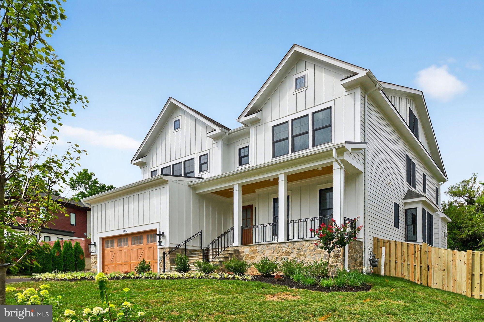 DEVON PARK - Residential