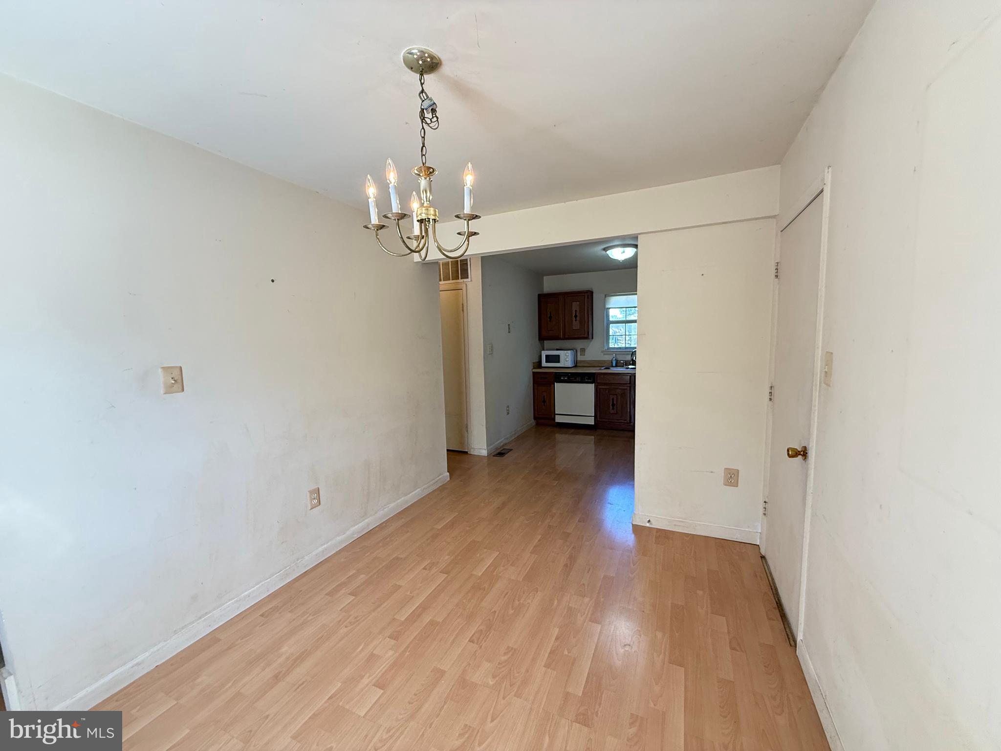 DALE CITY - Residential