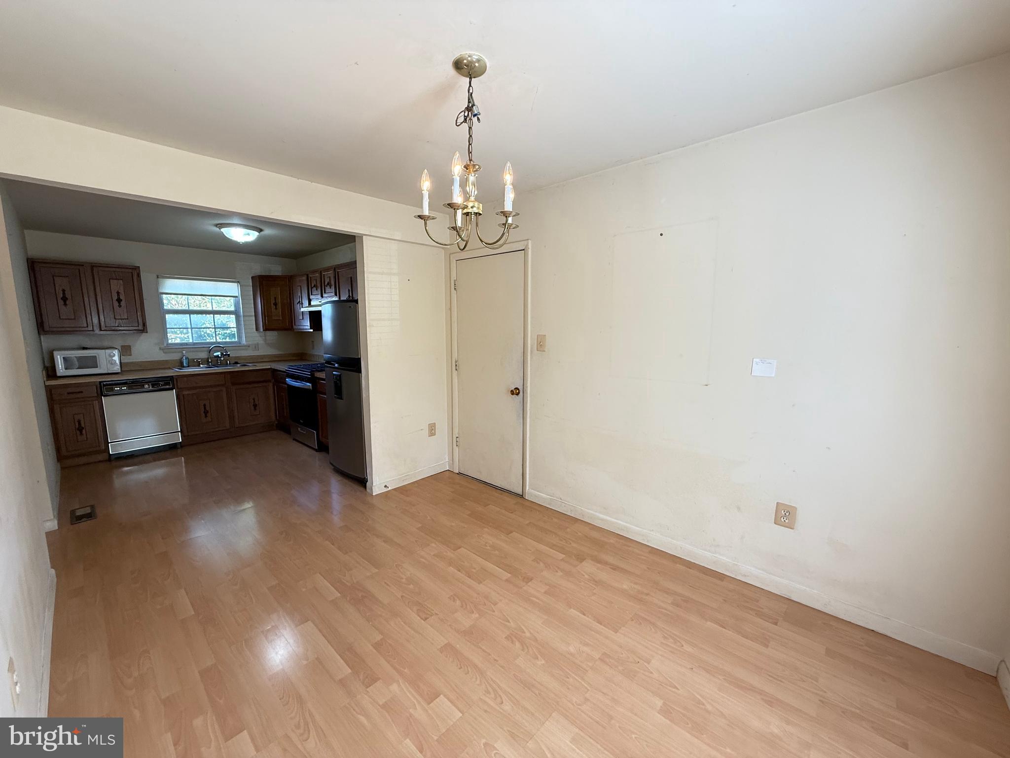 DALE CITY - Residential