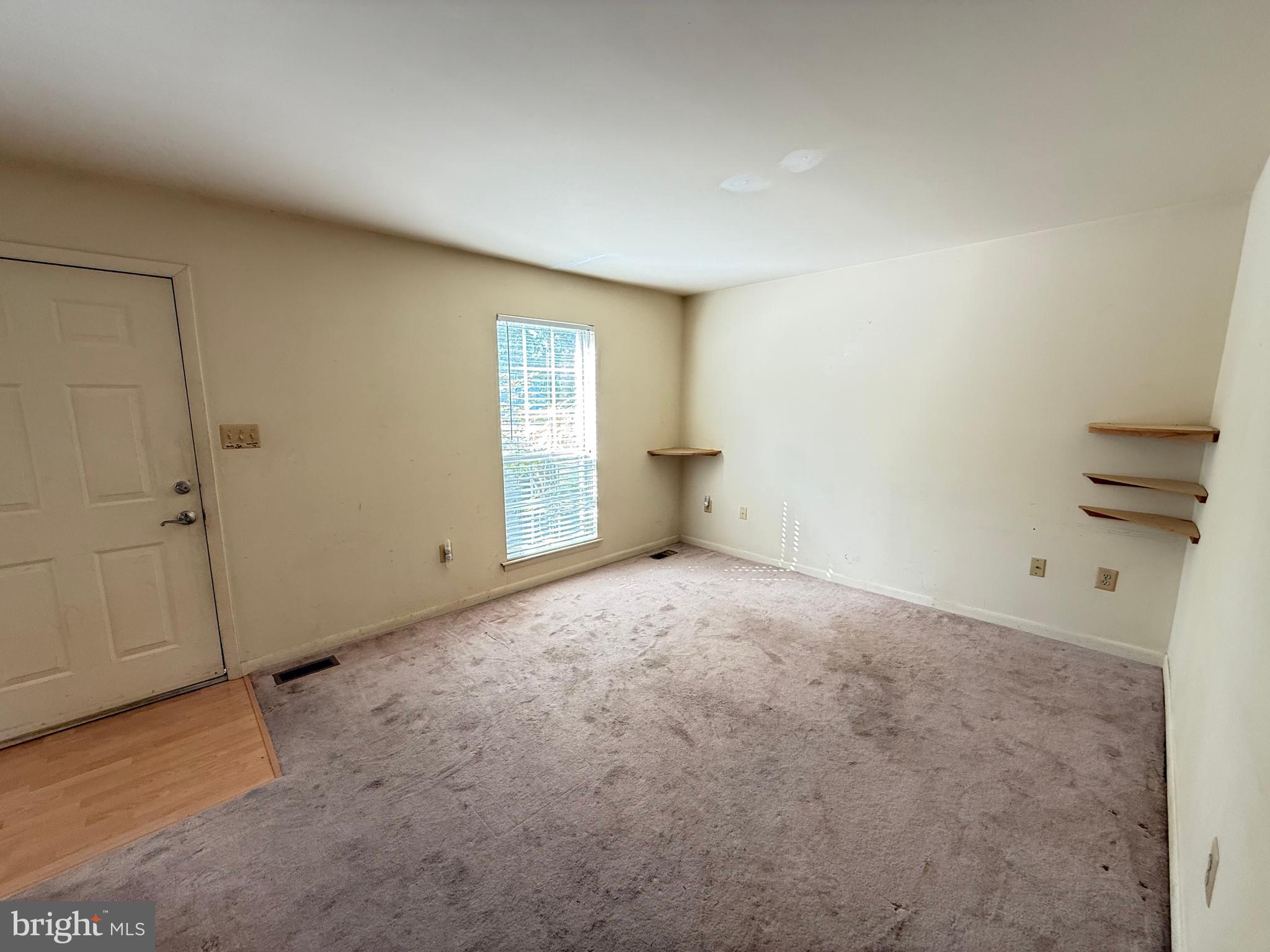 DALE CITY - Residential