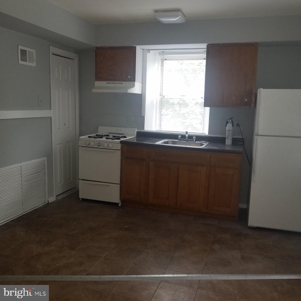 GERMANTOWN - Residential Lease