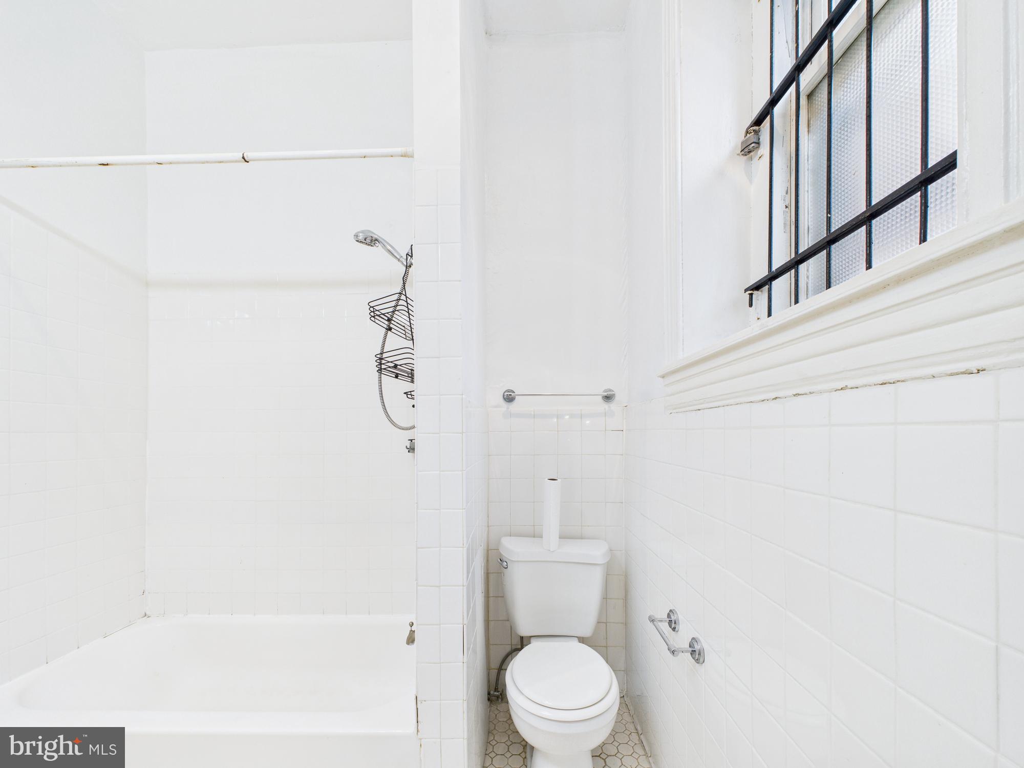 POWELTON VILLAGE - Residential Lease