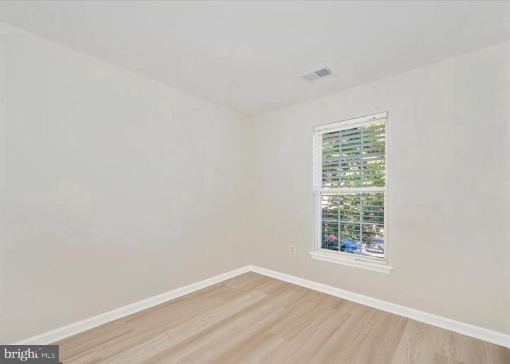 VILLAGES OF URBANA - Residential Lease