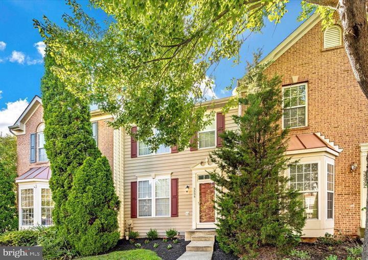 VILLAGES OF URBANA - Residential Lease