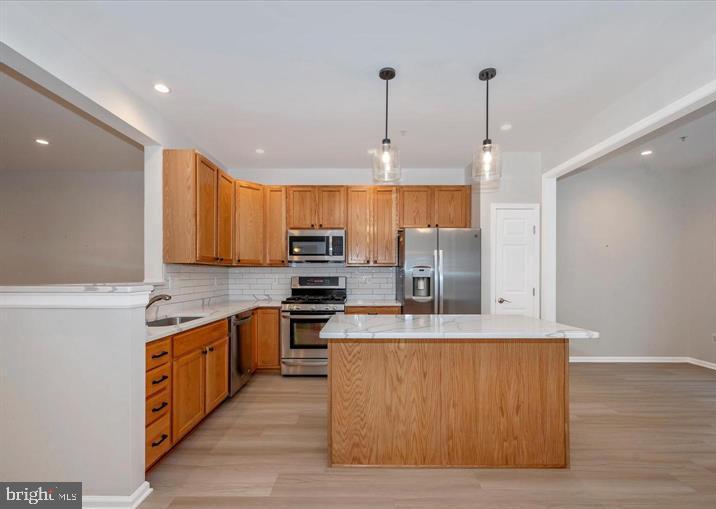 VILLAGES OF URBANA - Residential Lease