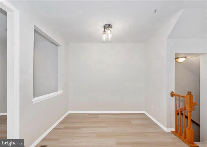 VILLAGES OF URBANA - Residential Lease