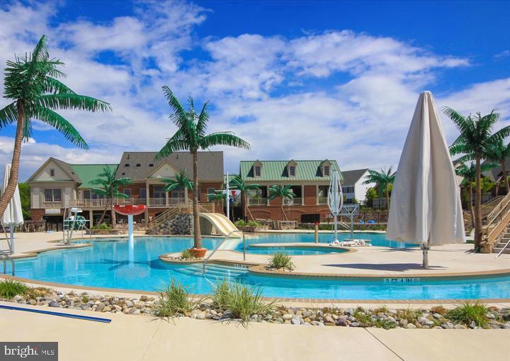 VILLAGES OF URBANA - Residential Lease