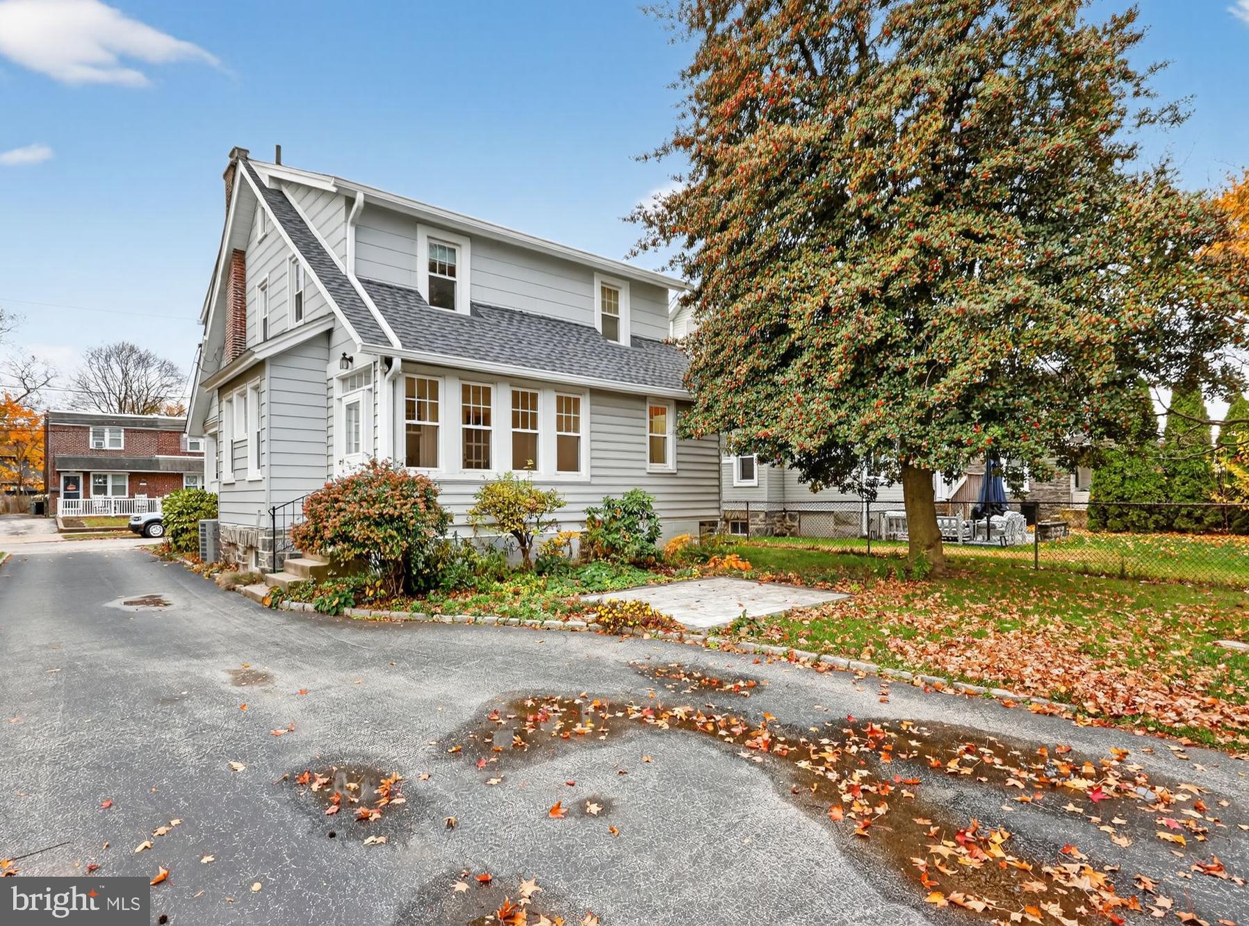 OAKMONT - Residential