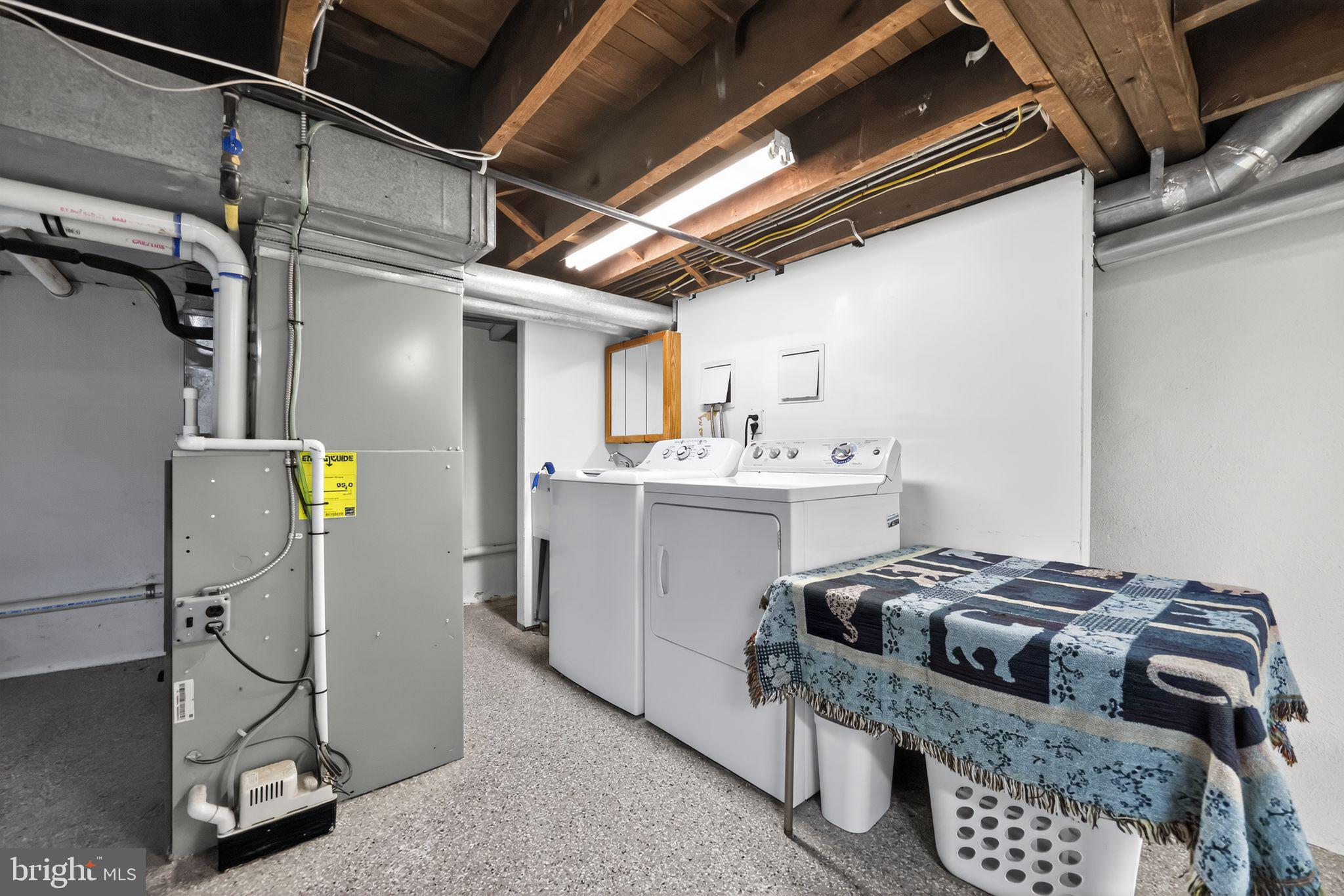 OAKMONT - Residential