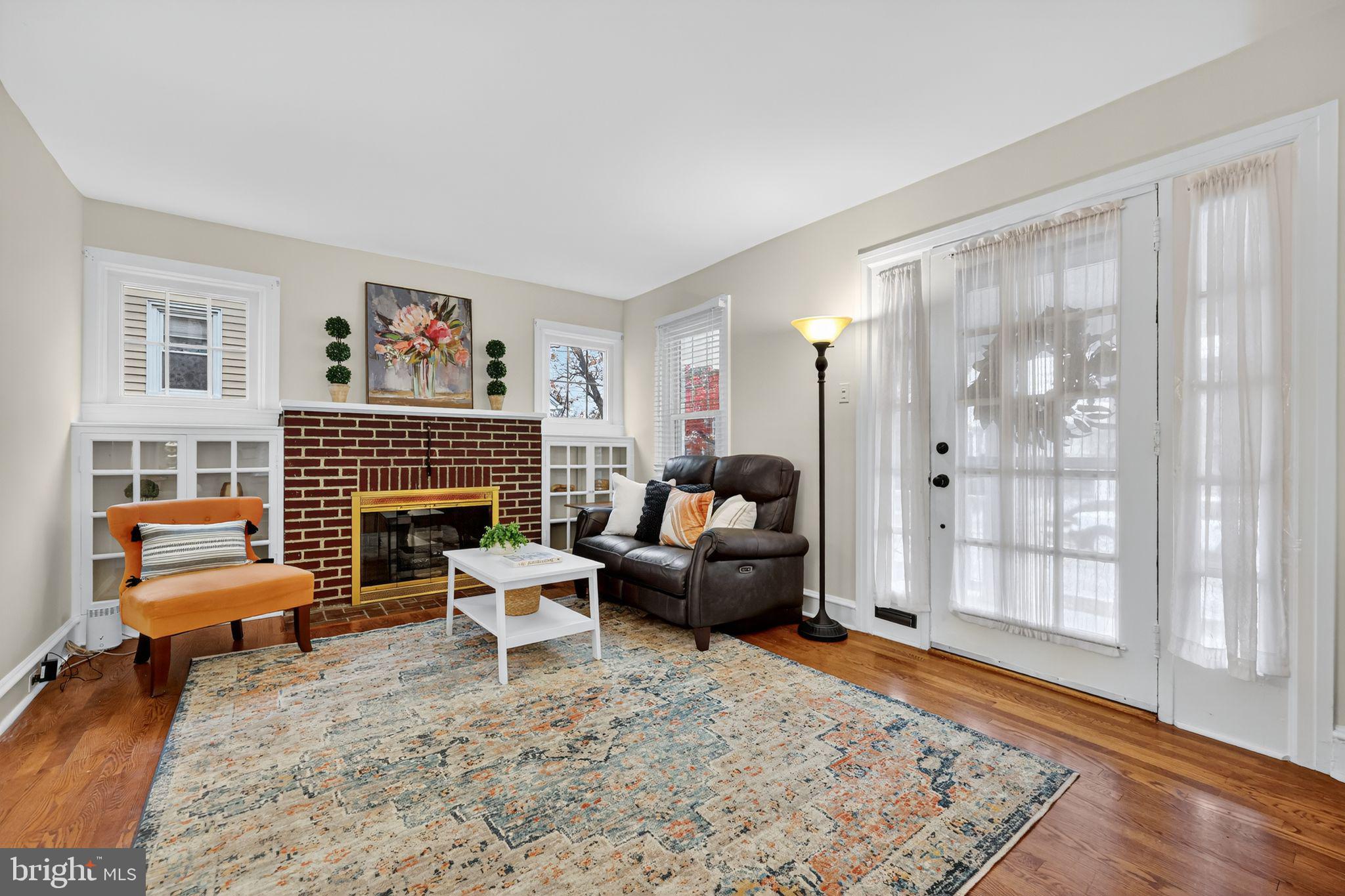 OAKMONT - Residential