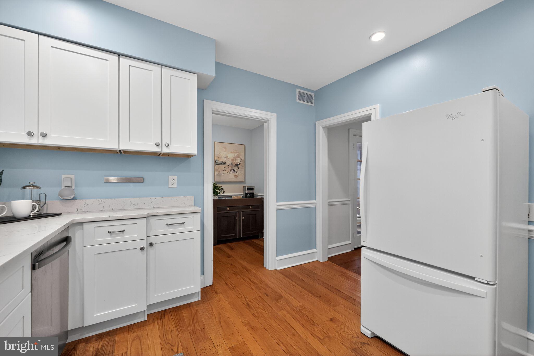 OAKMONT - Residential