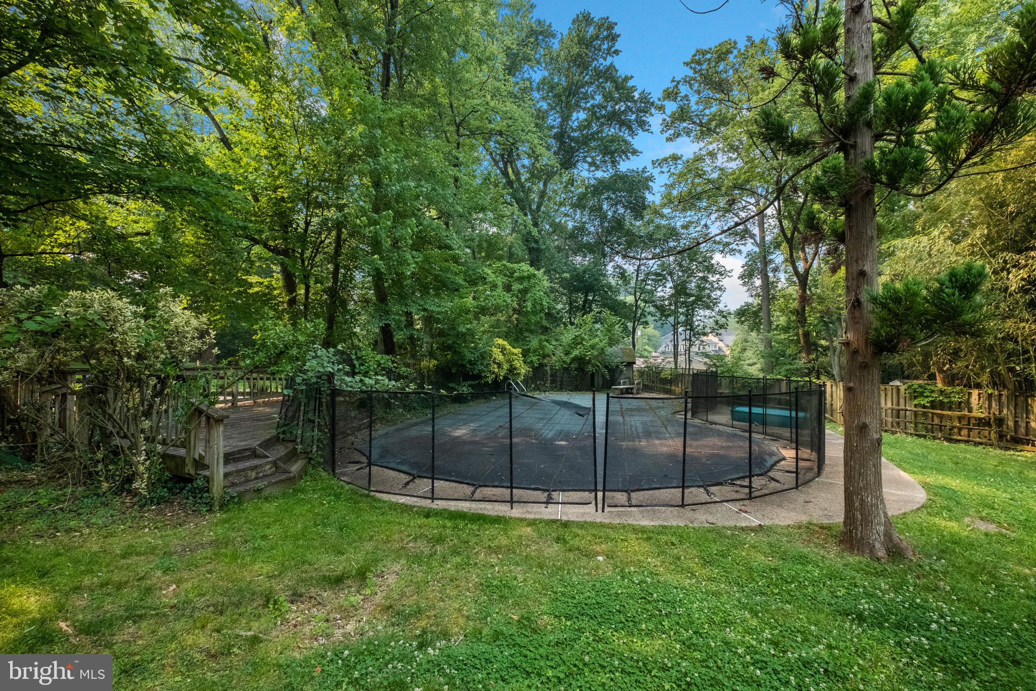 LUXMANOR - Residential