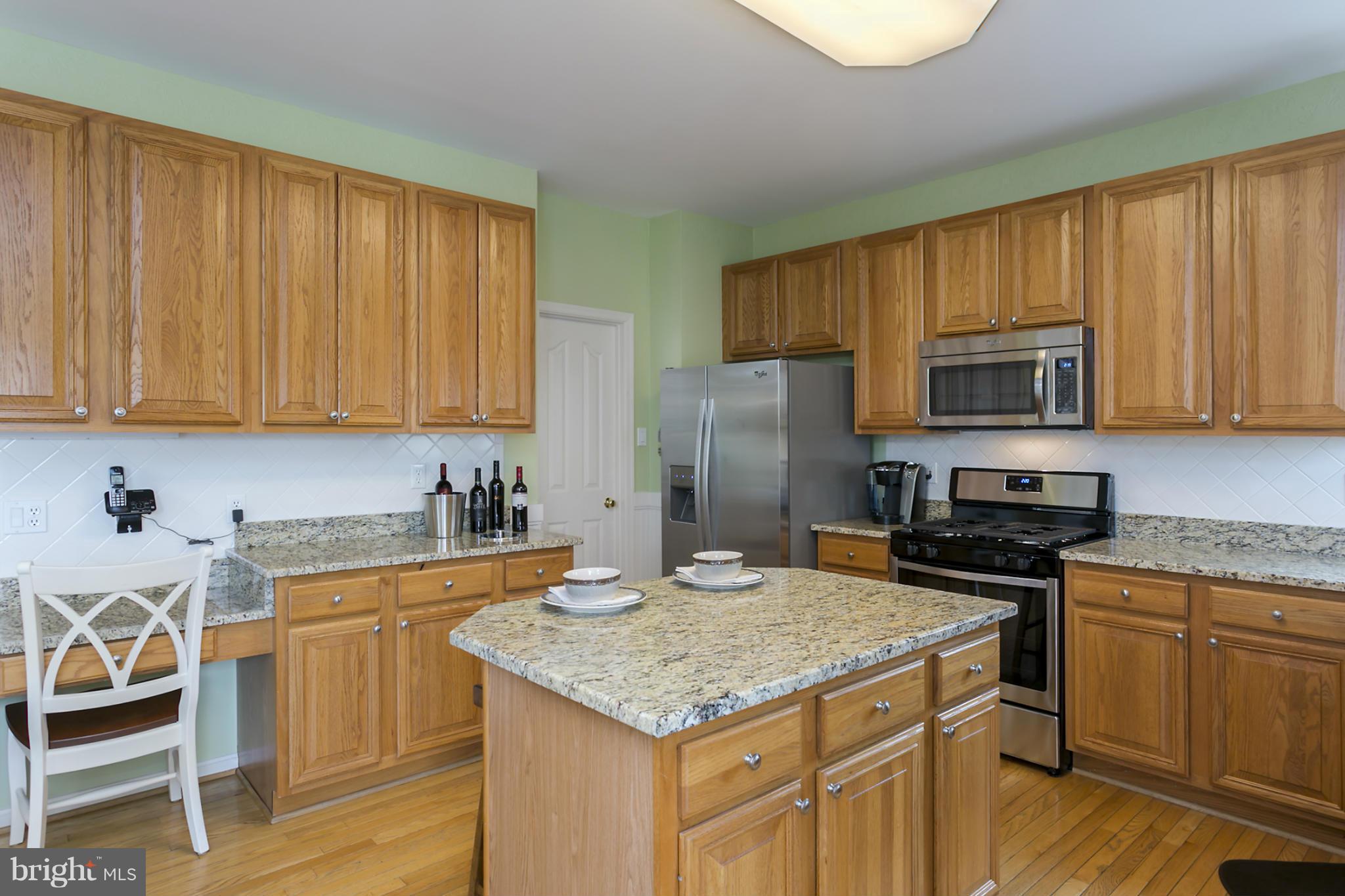 RIVER HILL - Residential