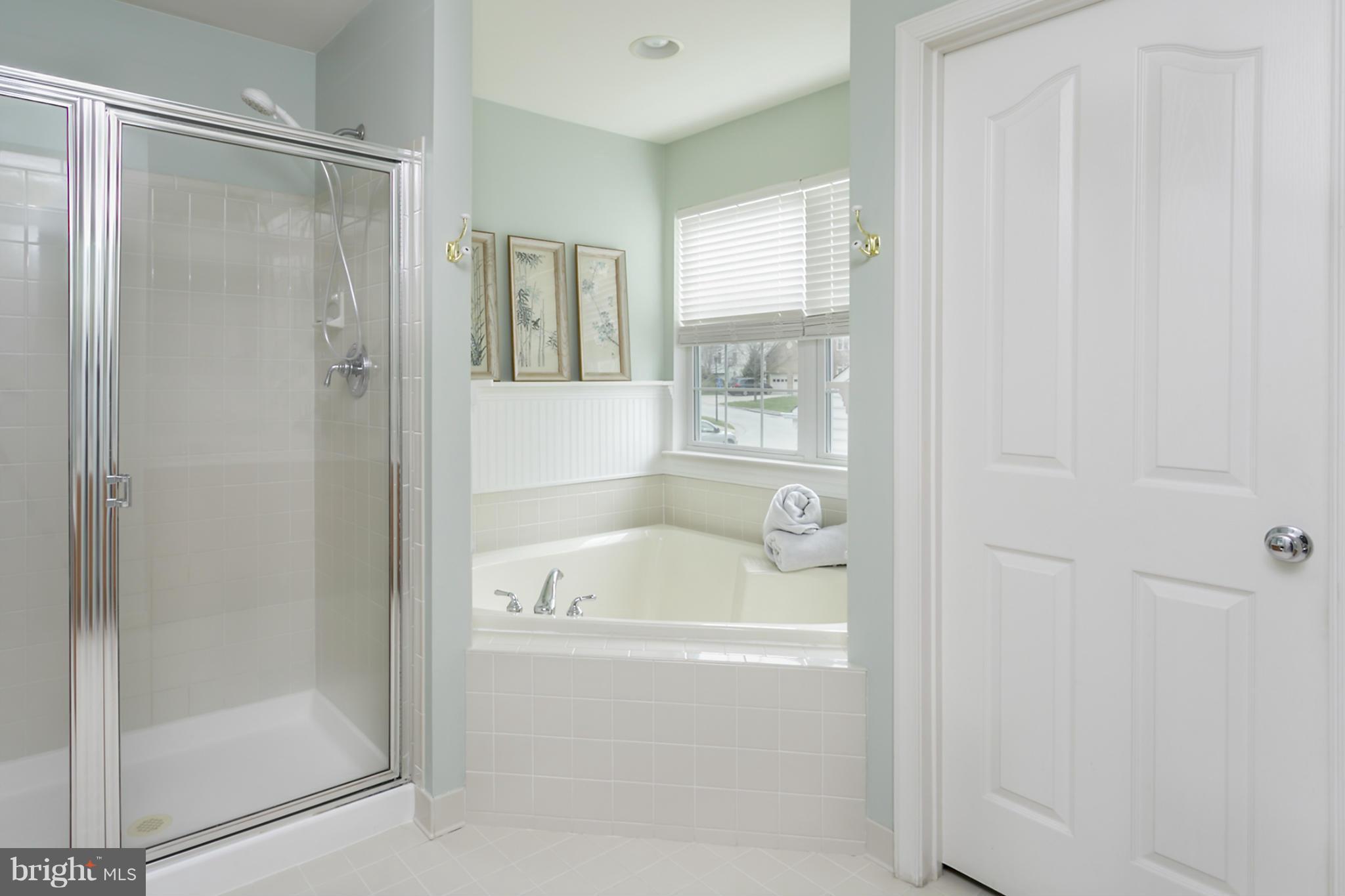 RIVER HILL - Residential