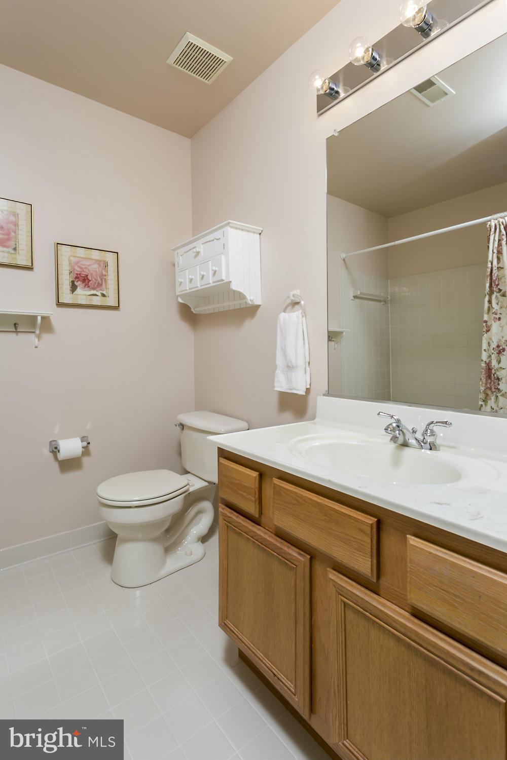 RIVER HILL - Residential