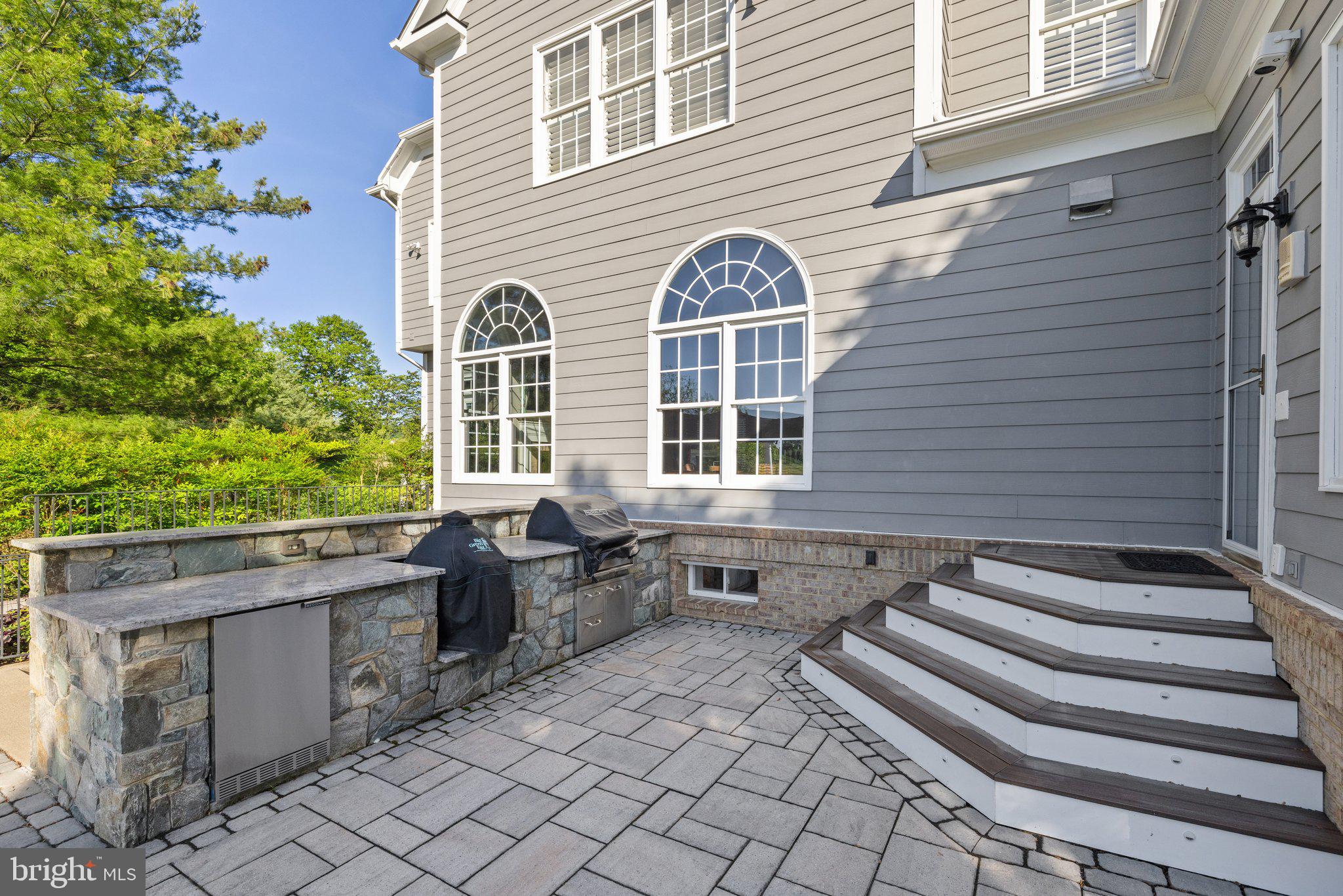 BEACON HILL - Residential