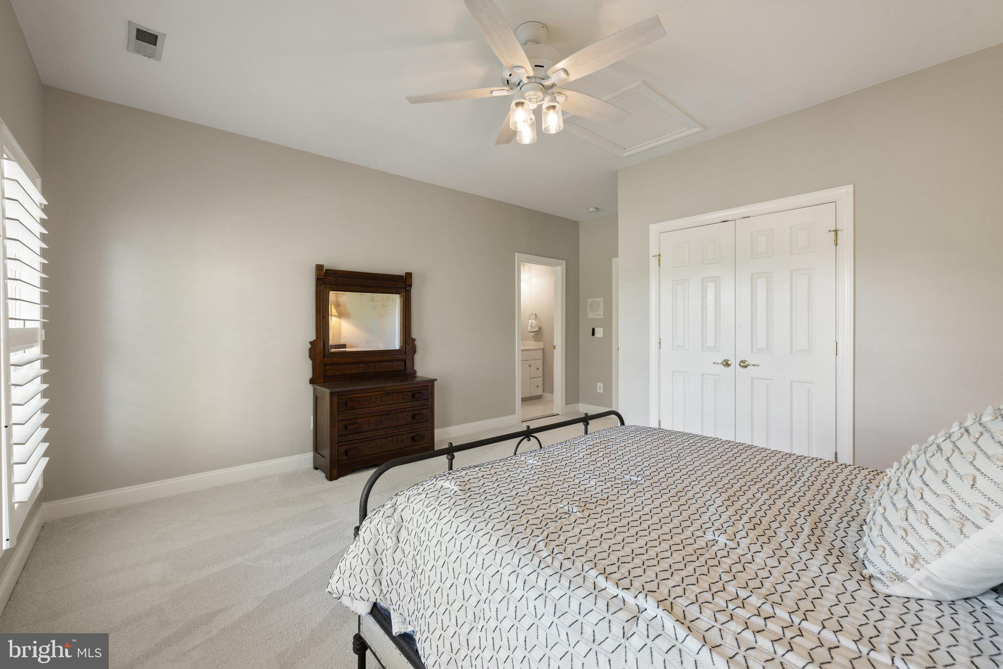 BEACON HILL - Residential