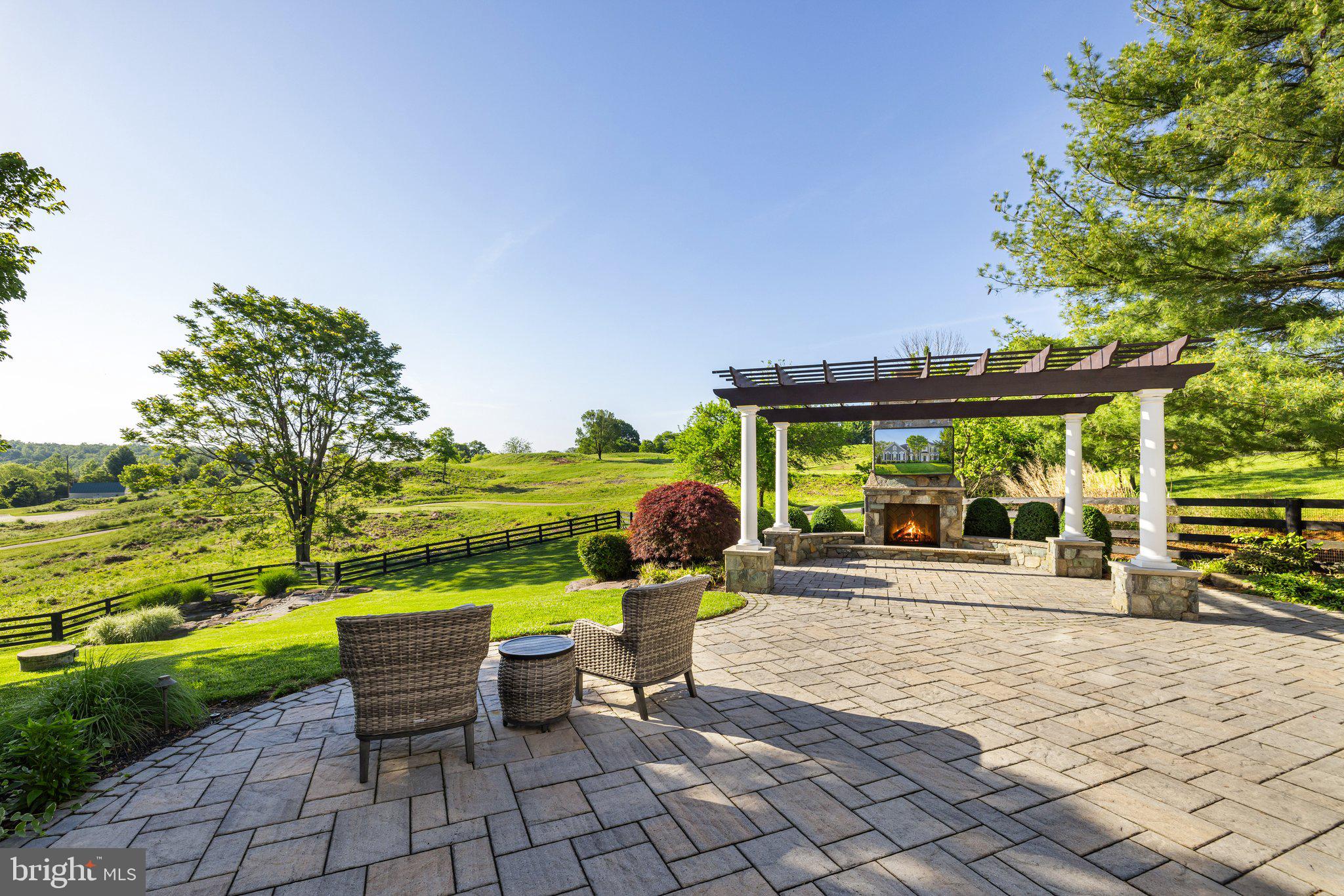 BEACON HILL - Residential