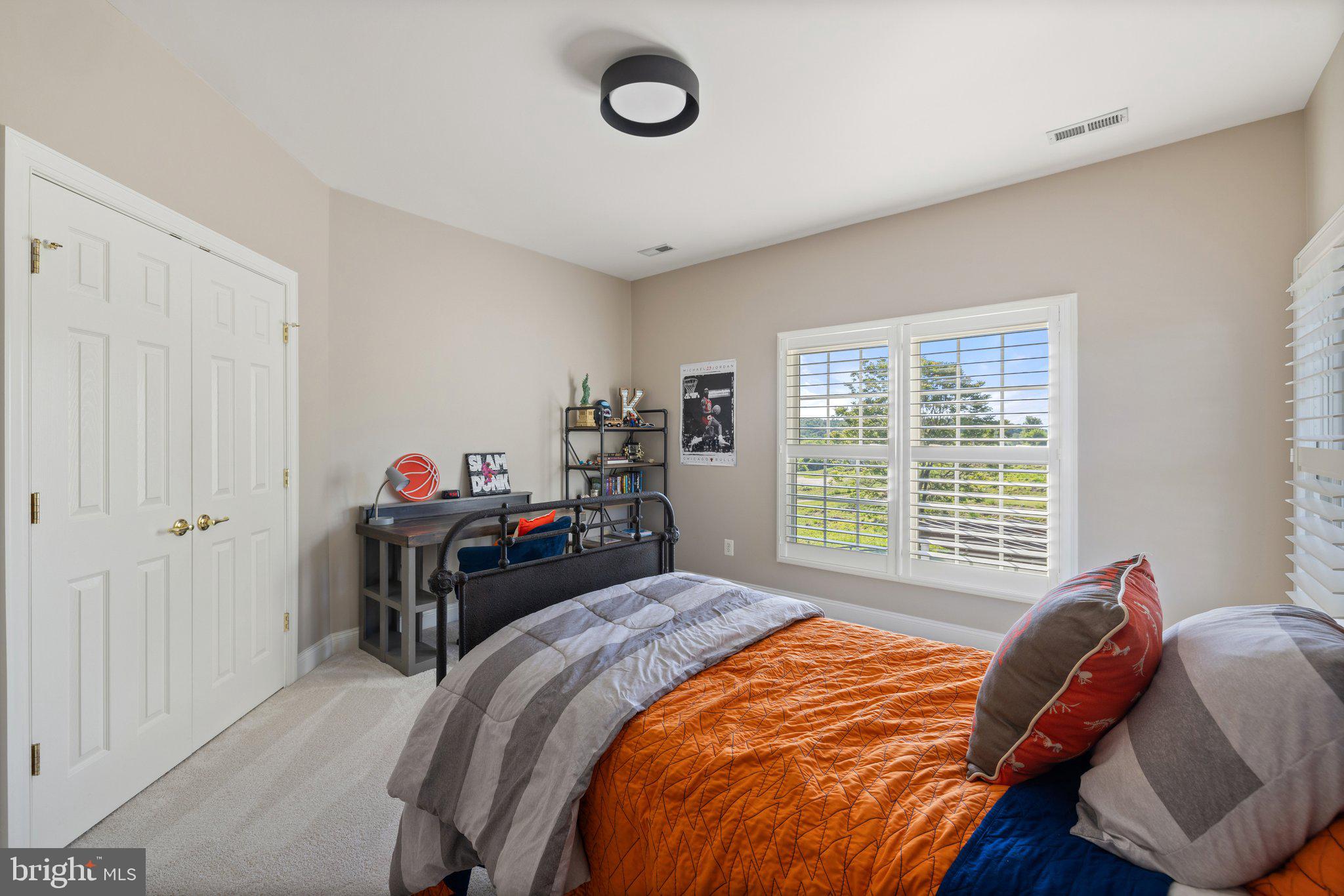 BEACON HILL - Residential