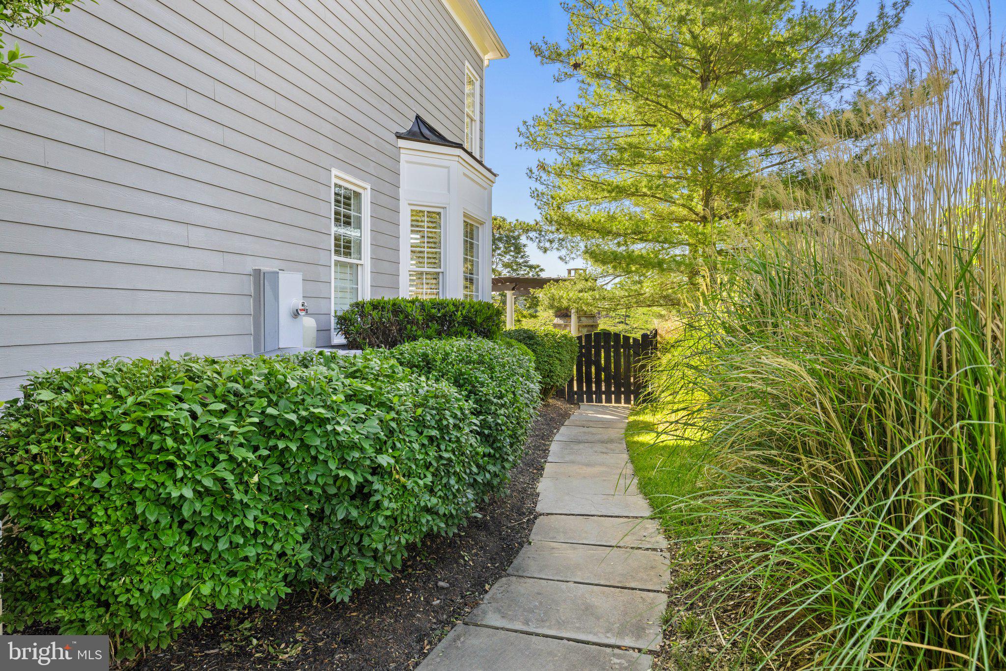 BEACON HILL - Residential