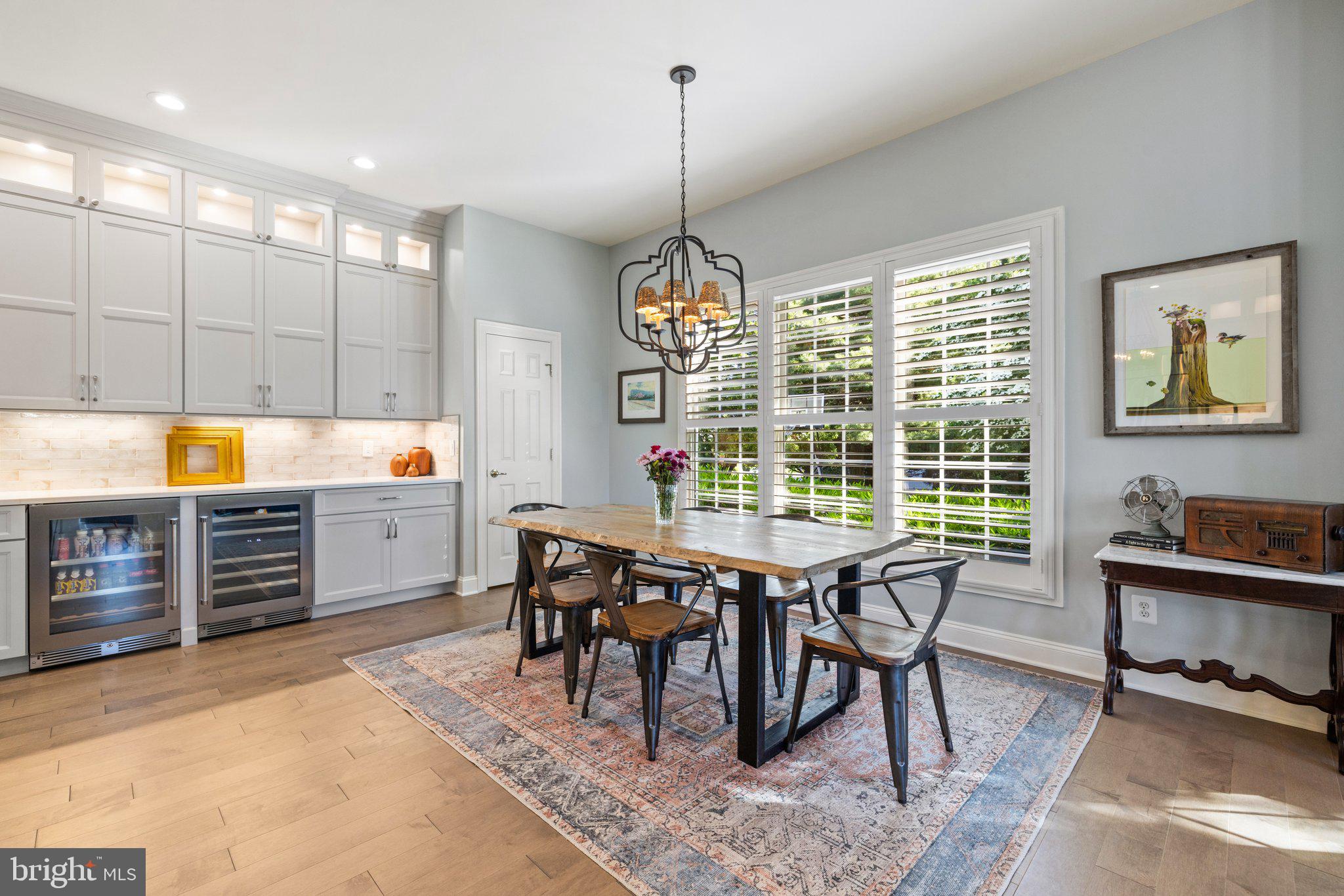 BEACON HILL - Residential