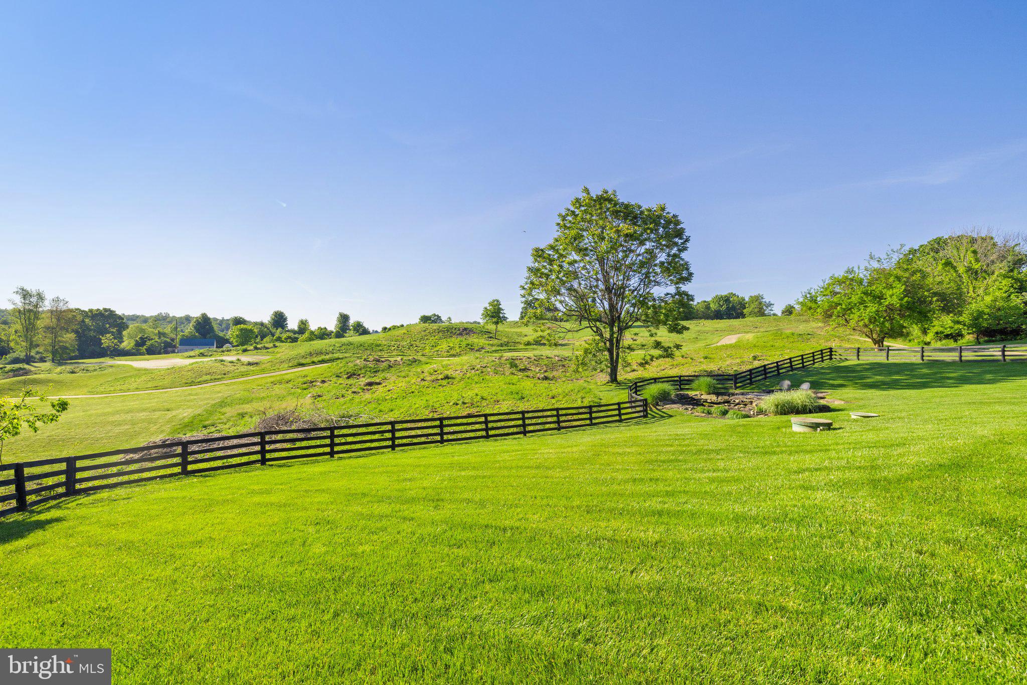 BEACON HILL - Residential