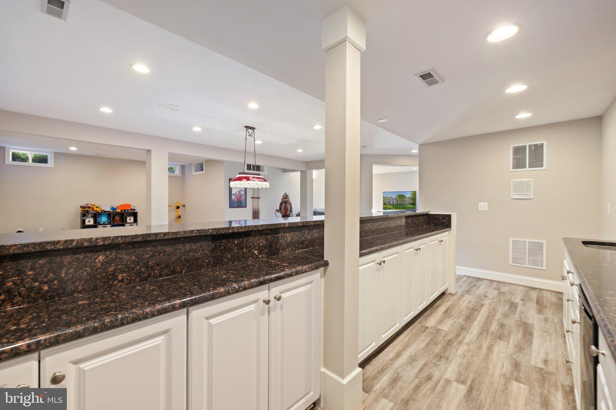 BEACON HILL - Residential