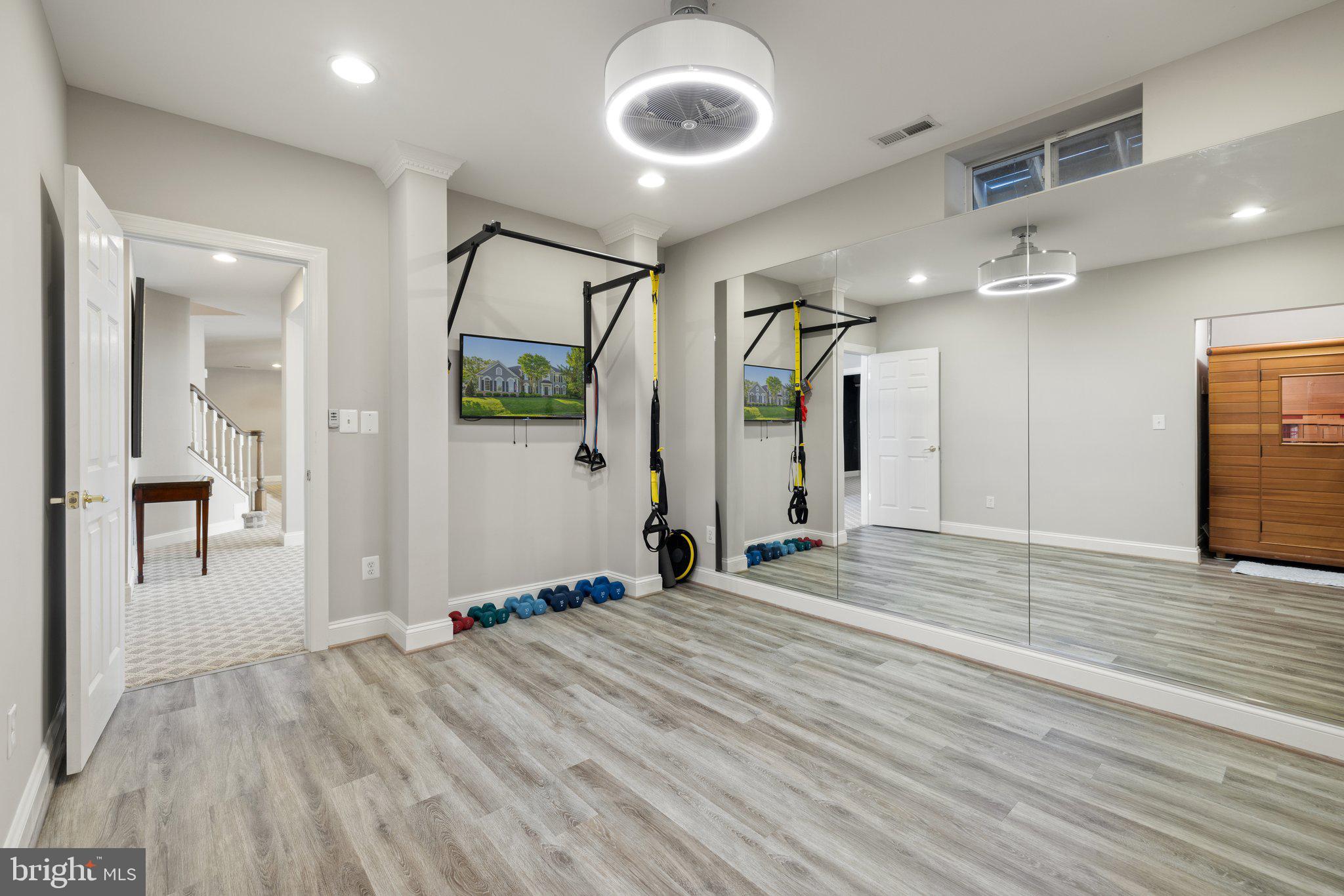 BEACON HILL - Residential