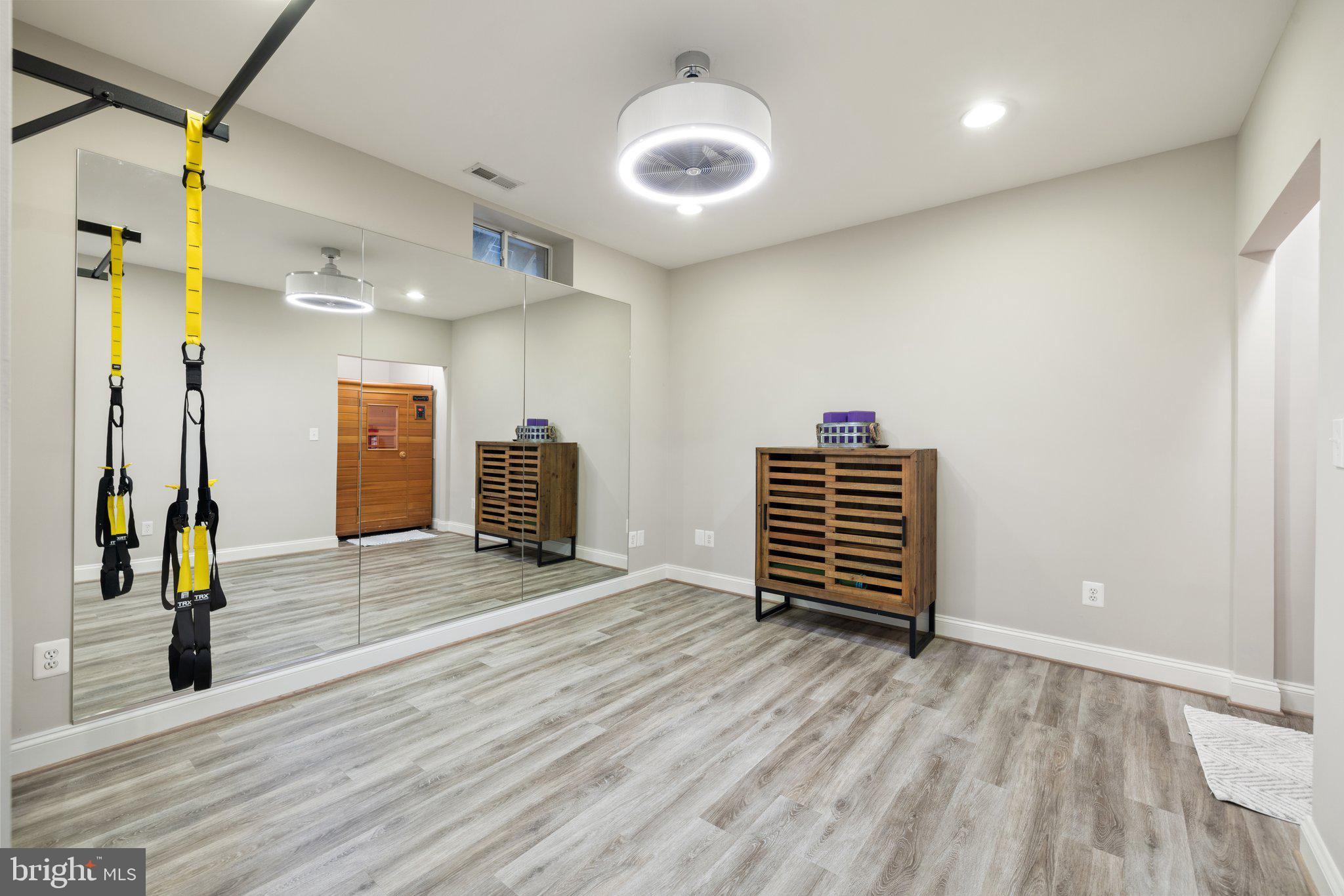 BEACON HILL - Residential